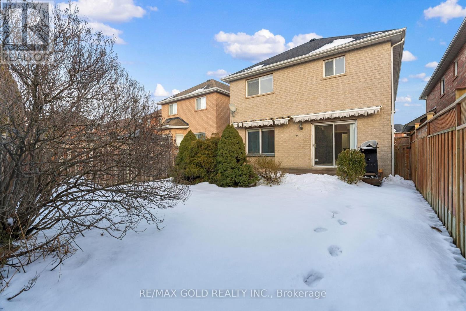 18 Cobbler Street, Brampton, Ontario  L6X 4T5 - Photo 30 - W12663170