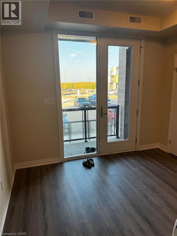 D58-142 Foamflower Place, Waterloo, Ontario  N2V 0J1 - Photo 2 - 40797604