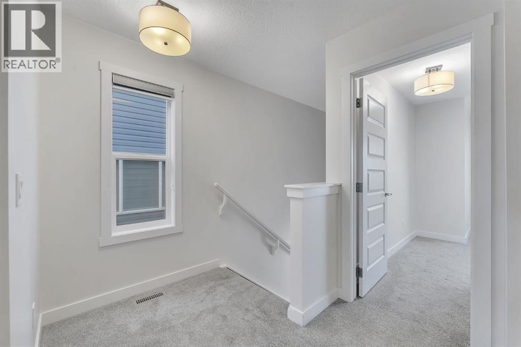1489 Bayview Point Sw, Airdrie, Alberta  T4B 5K1 - Photo 20 - A2268070
