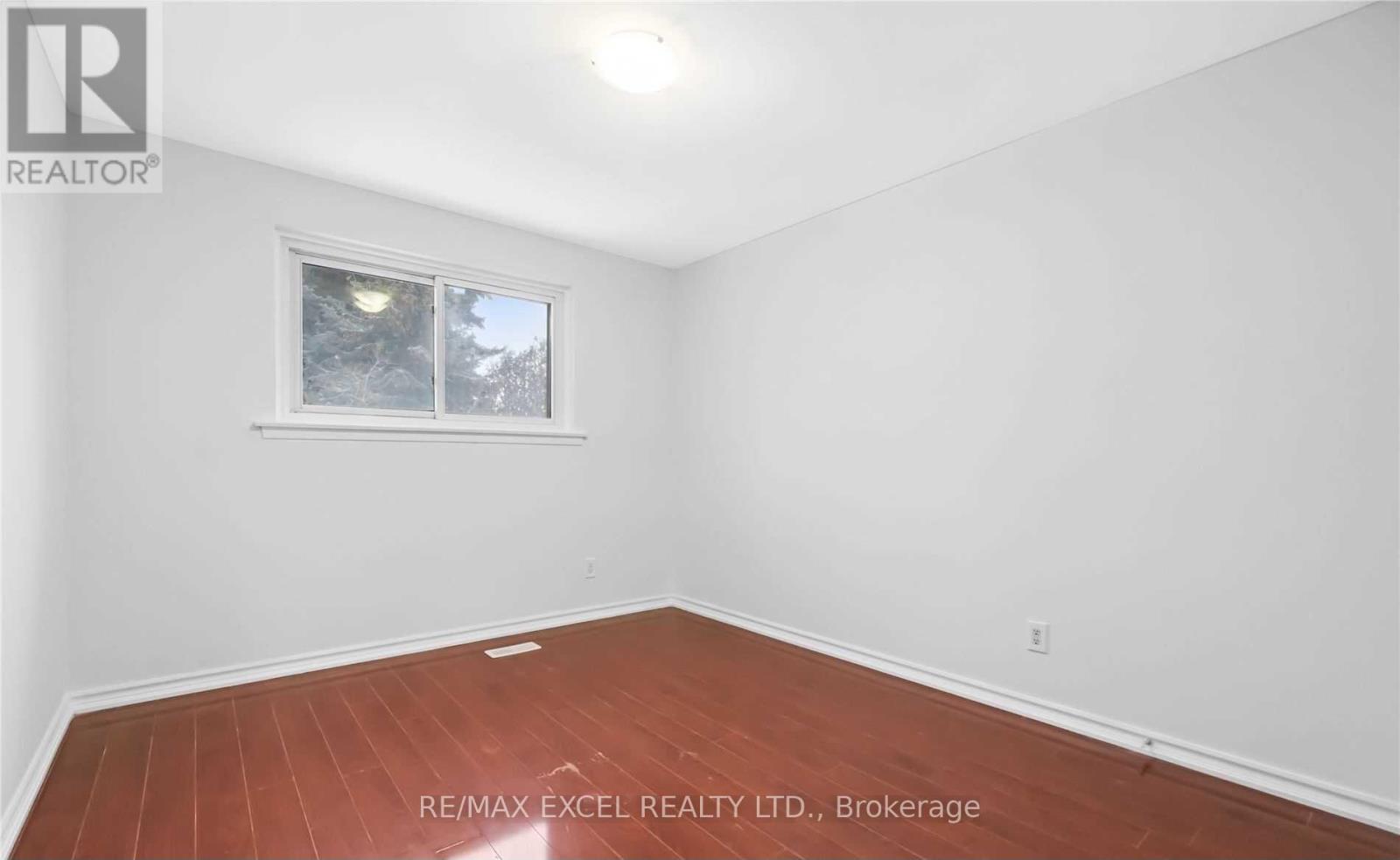 341 Crosby Avenue, Richmond Hill, Ontario  L4C 2R5 - Photo 23 - N12682494