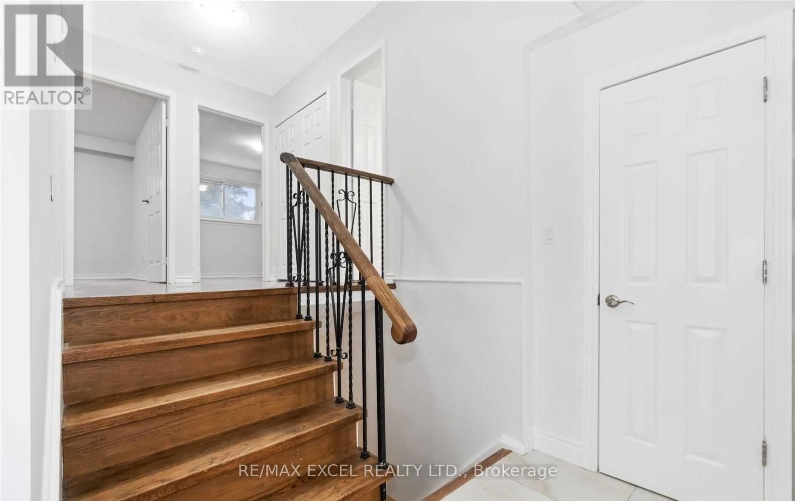 341 Crosby Avenue, Richmond Hill, Ontario  L4C 2R5 - Photo 20 - N12682494