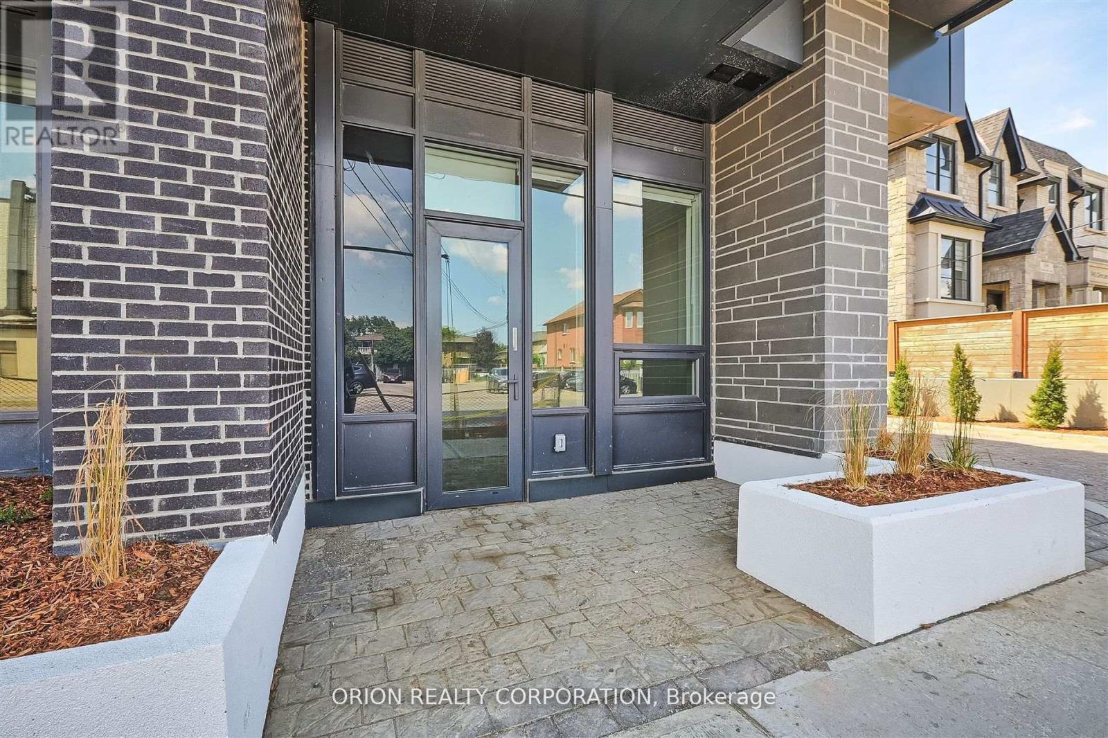 110 - 556 Marlee Avenue, Toronto, Ontario  M6B 0B1 - Photo 23 - W12683930