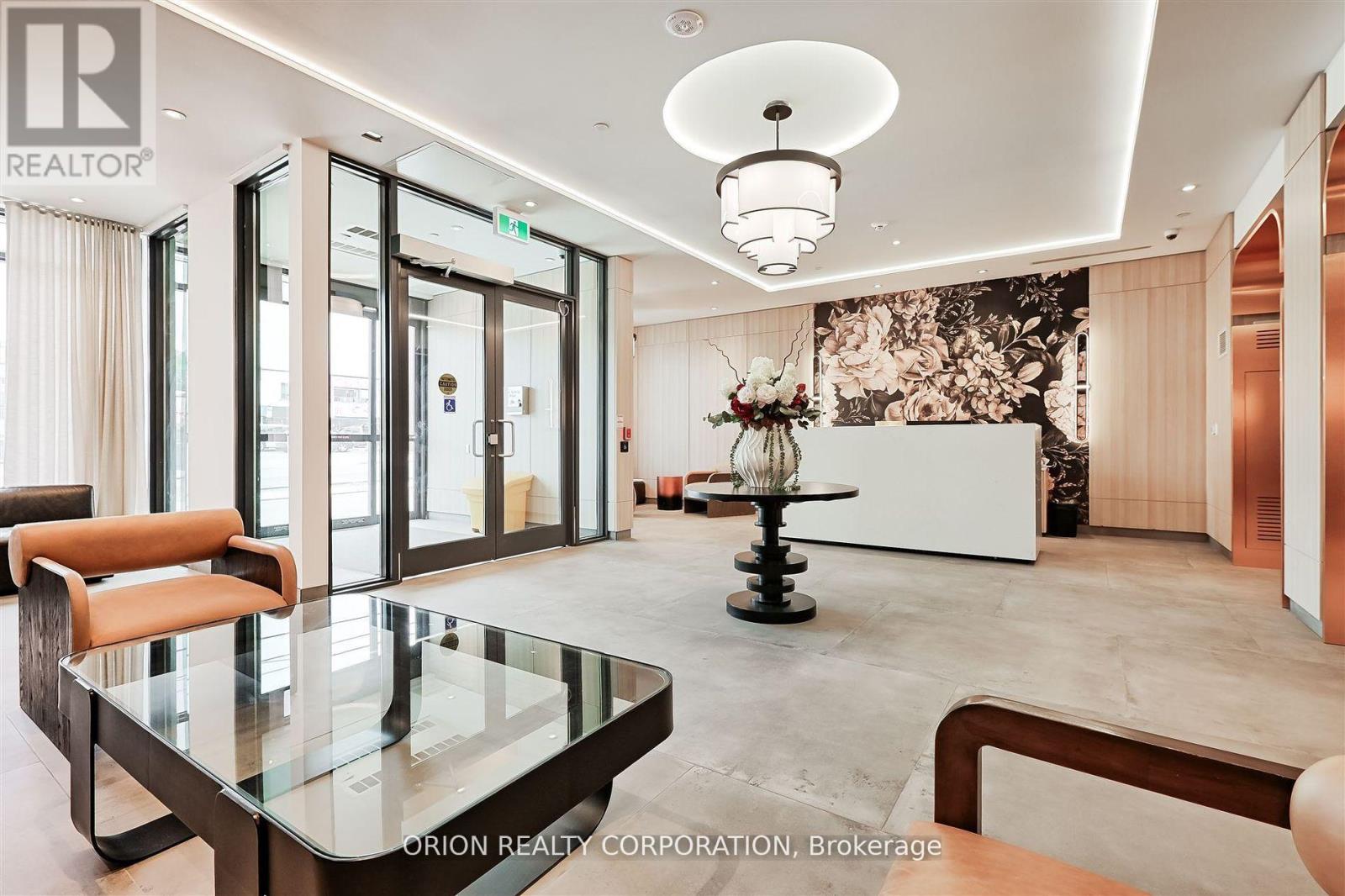 110 - 556 Marlee Avenue, Toronto, Ontario  M6B 0B1 - Photo 4 - W12683930