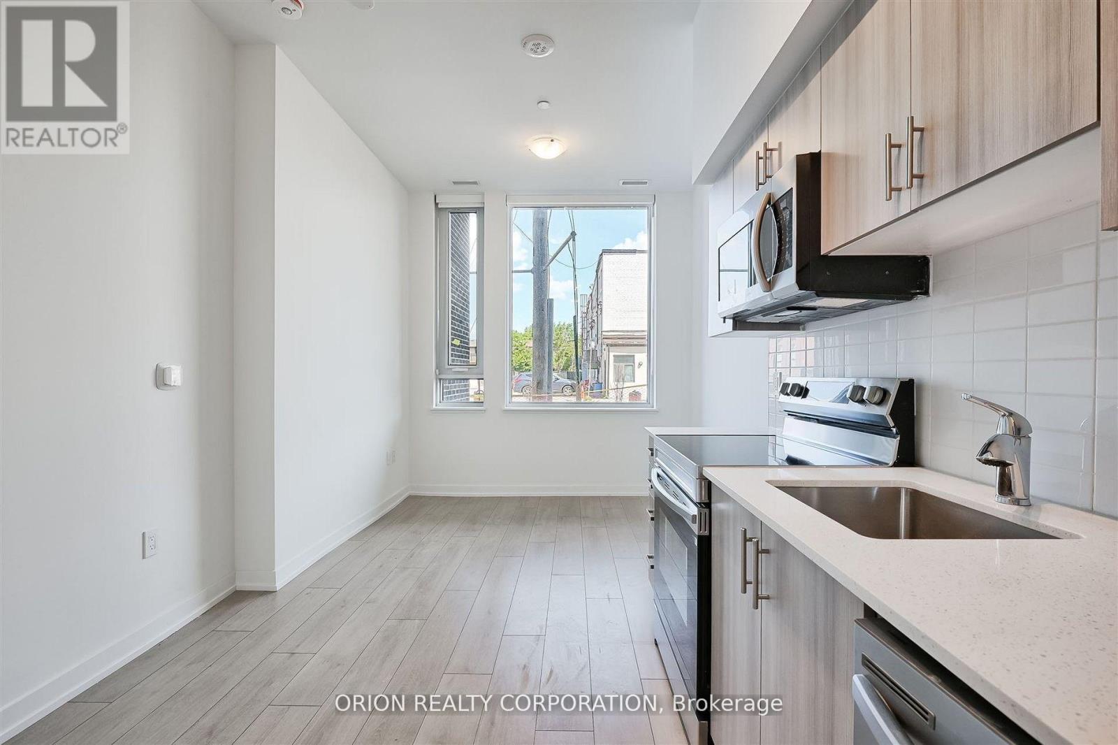 110 - 556 Marlee Avenue, Toronto, Ontario  M6B 0B1 - Photo 8 - W12683930