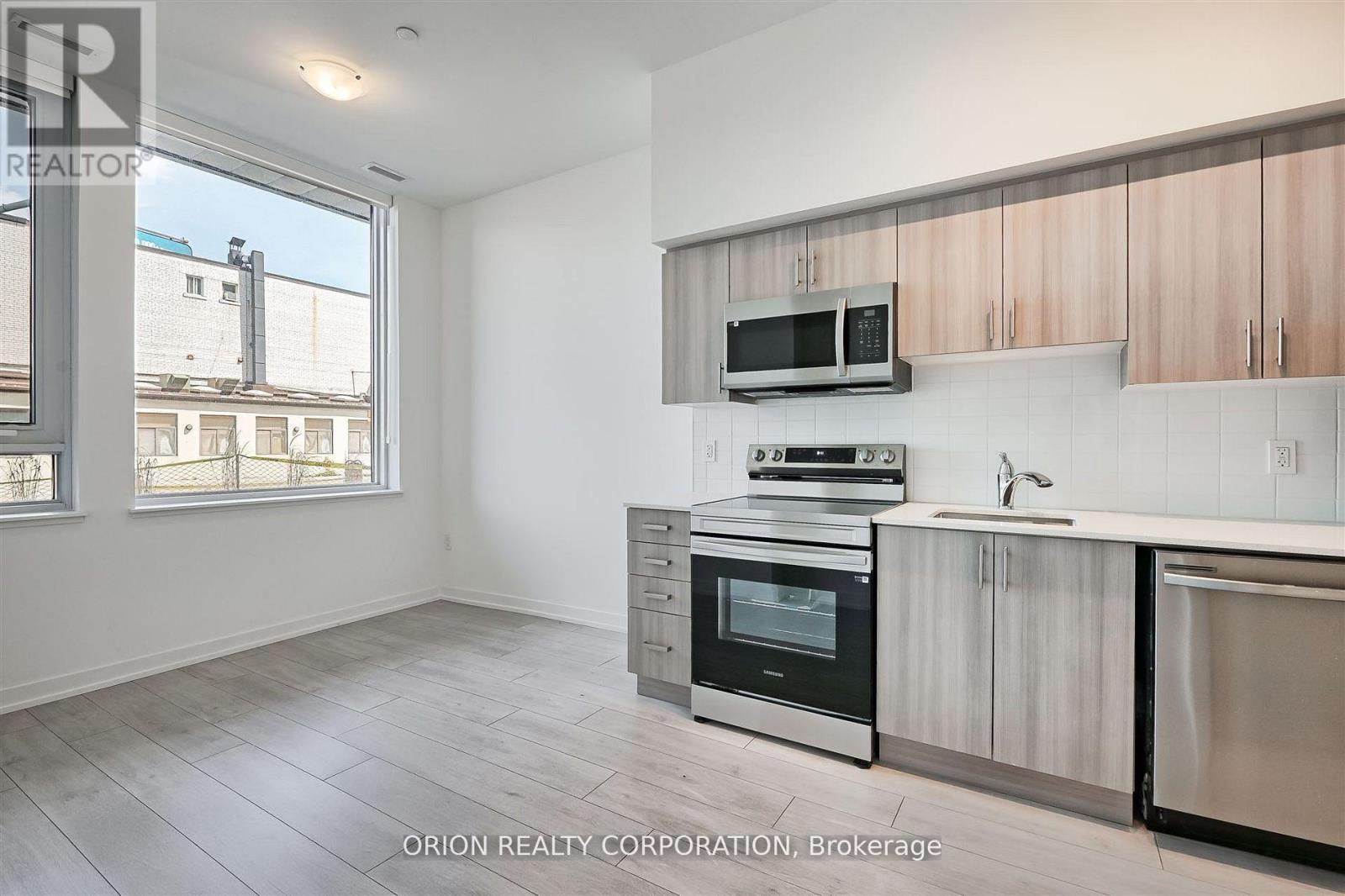 110 - 556 Marlee Avenue, Toronto, Ontario  M6B 0B1 - Photo 9 - W12683930