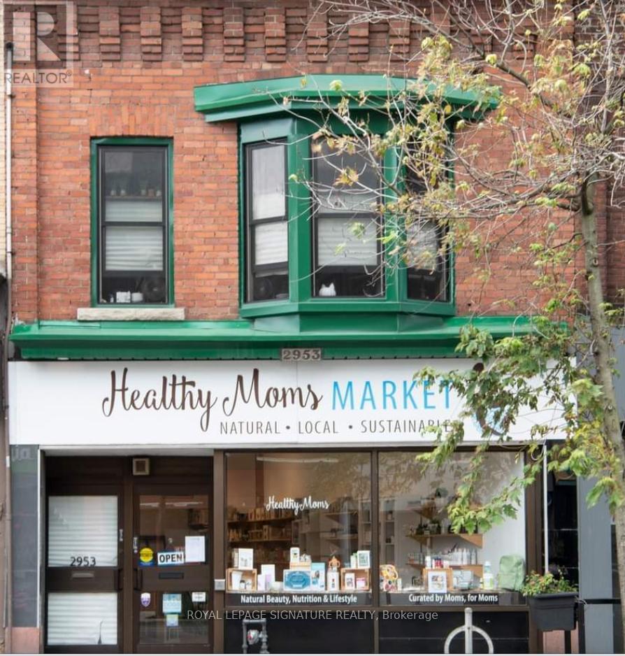 2953 DUNDAS STREET W, Toronto, Ontario