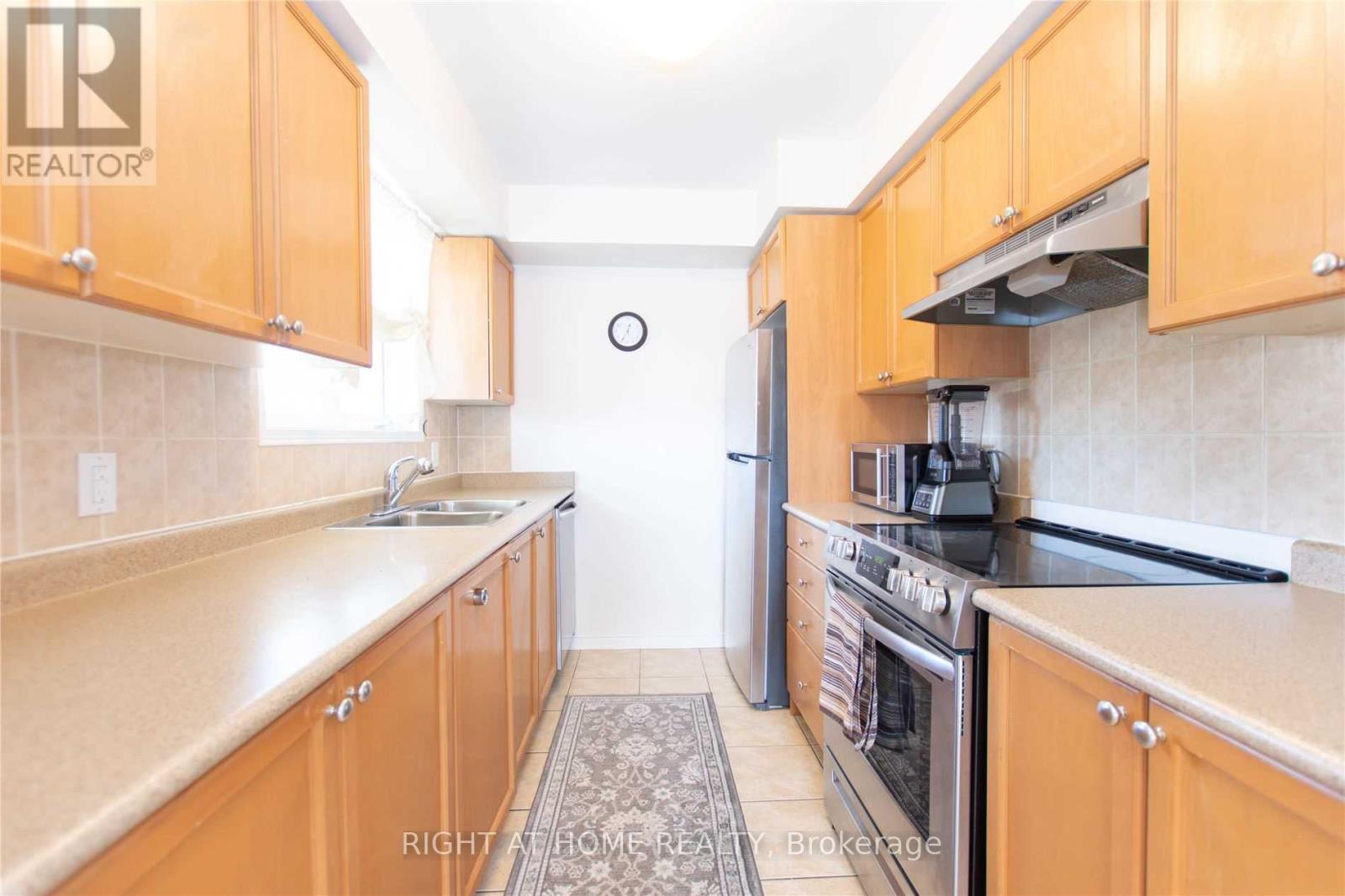 313 - 4975 Southampton Drive, Mississauga, Ontario  L5M 8C7 - Photo 10 - W12683966