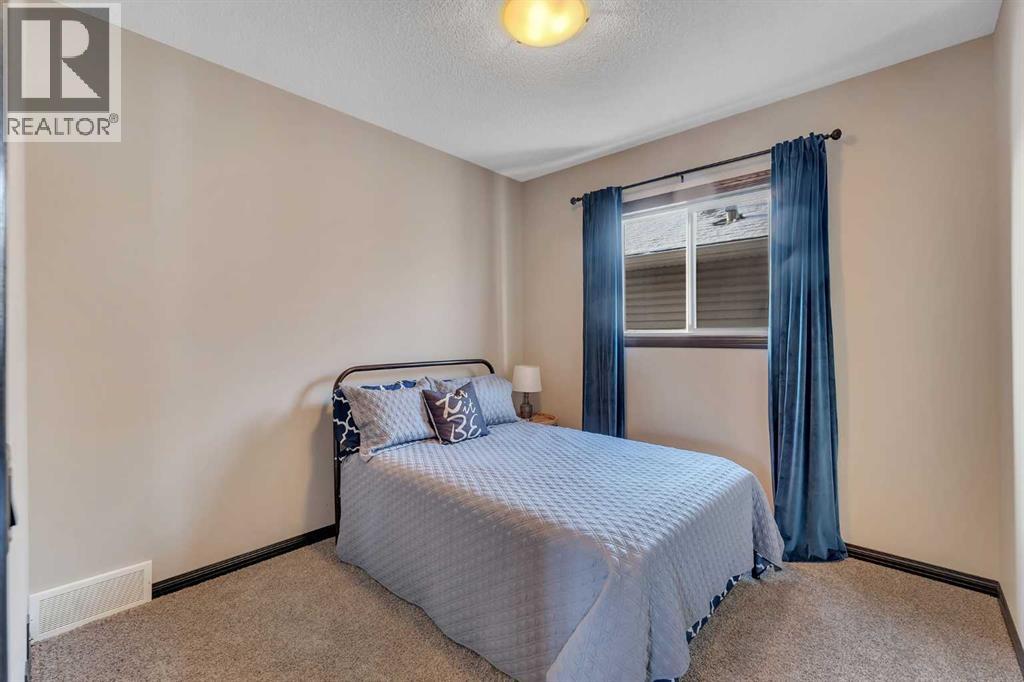 73 Elgin Meadows Link Se, Calgary, Alberta  T2Z 0S3 - Photo 29 - A2277094