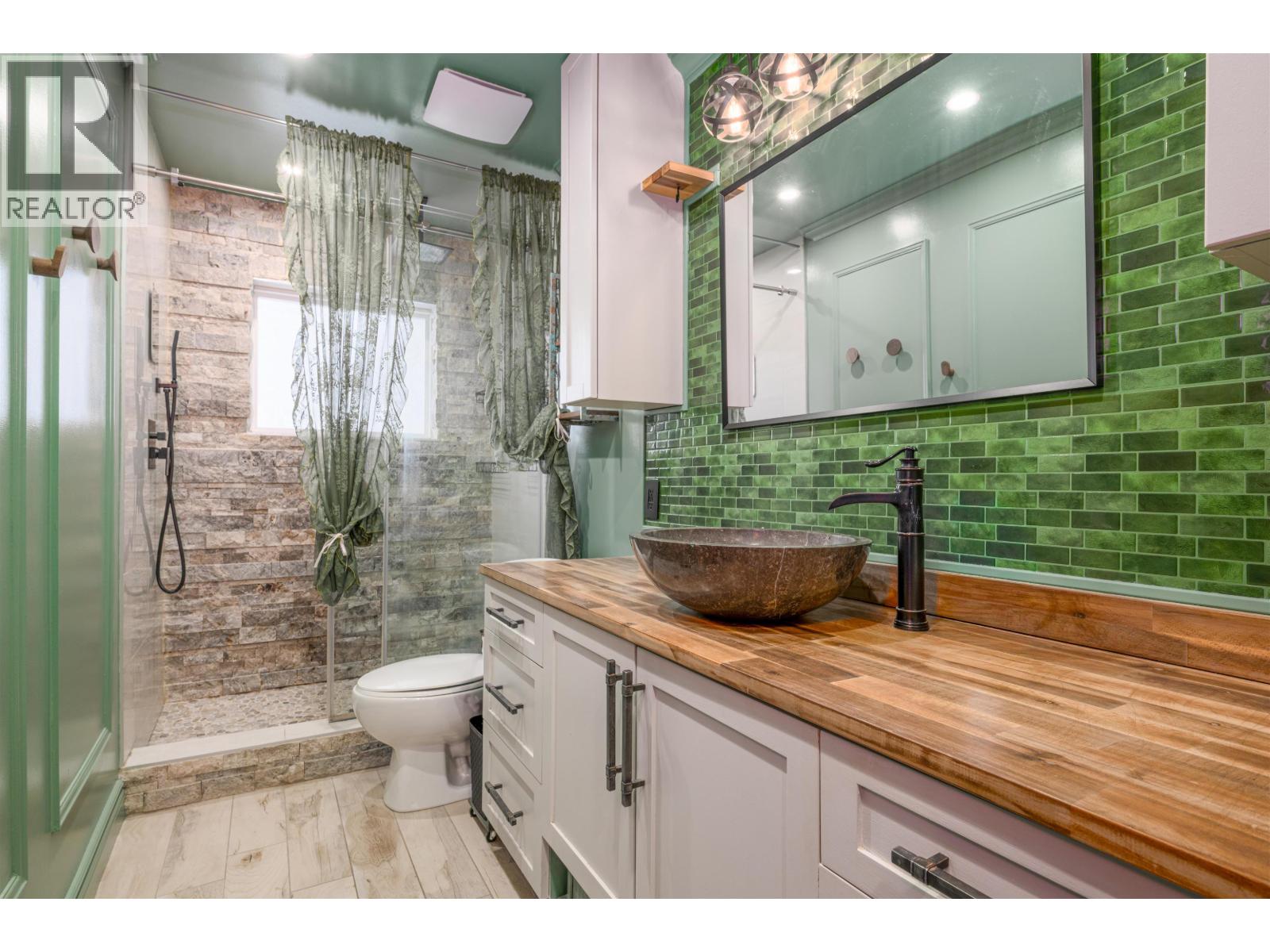 2728 Vance Road, Prince George, British Columbia  V2N 1N6 - Photo 16 - R3078036