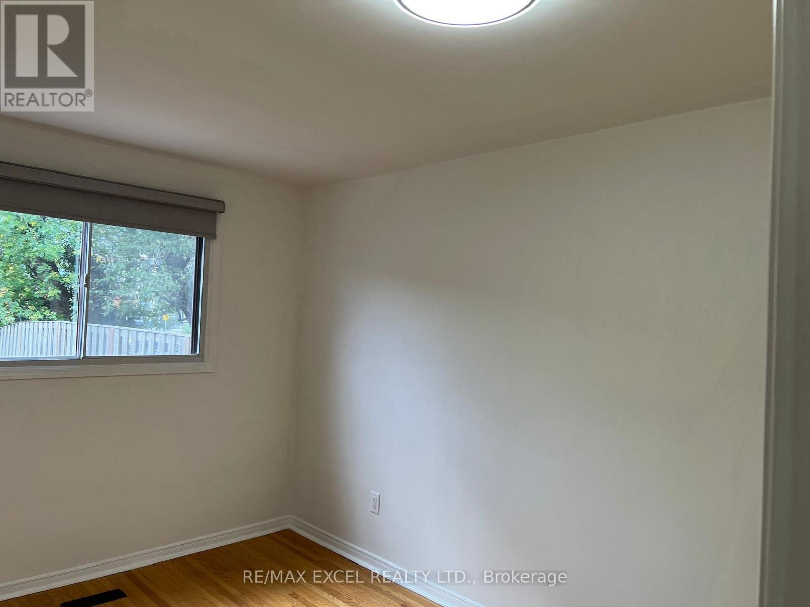 Ground (Unit B) - 53 Hickorynut Drive, Toronto, Ontario  M2J 4W6 - Photo 2 - C12681470