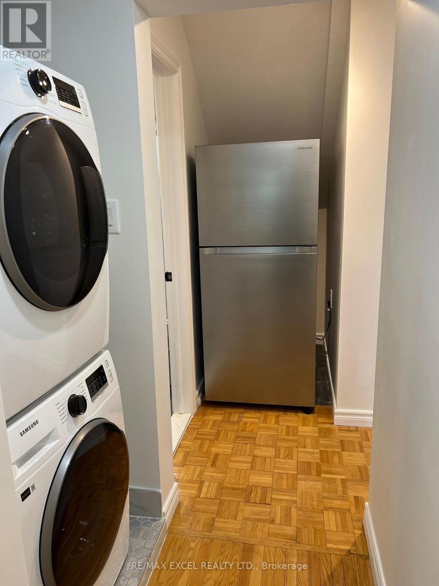 Ground (Unit B) - 53 Hickorynut Drive, Toronto, Ontario  M2J 4W6 - Photo 6 - C12681470