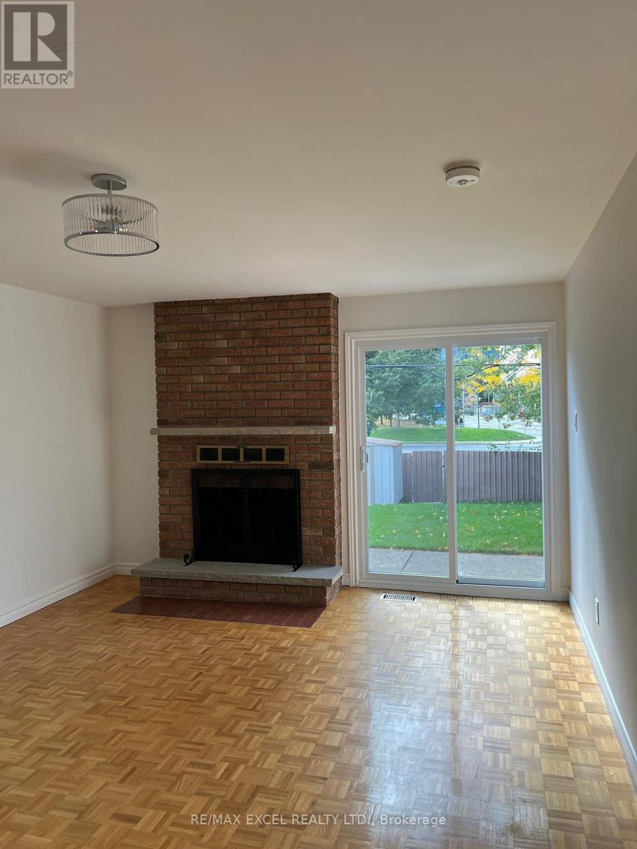 Ground (Unit B) - 53 Hickorynut Drive, Toronto, Ontario  M2J 4W6 - Photo 5 - C12681470