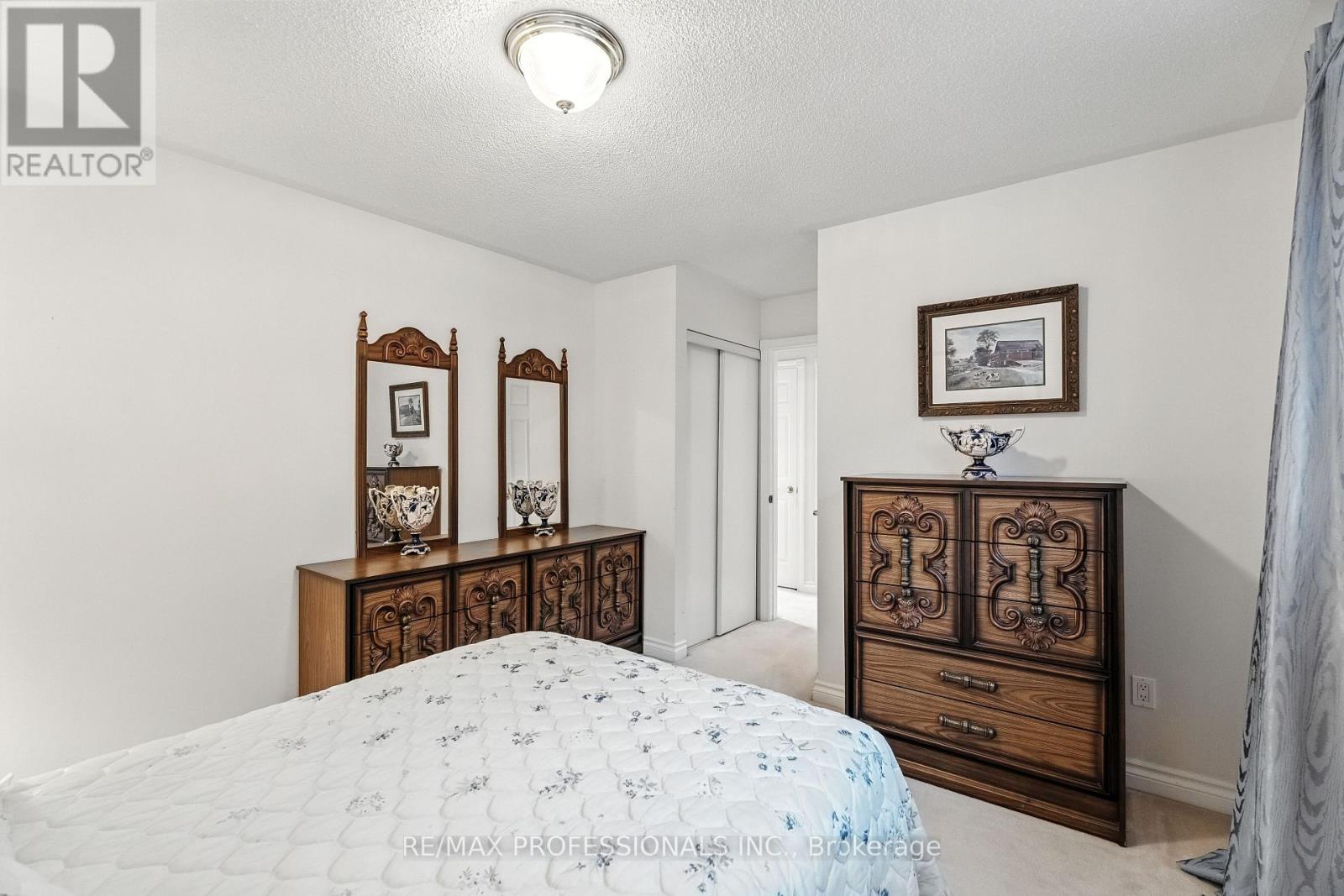 183 Barber Drive, Halton Hills, Ontario  L7G 5L5 - Photo 35 - W12594346