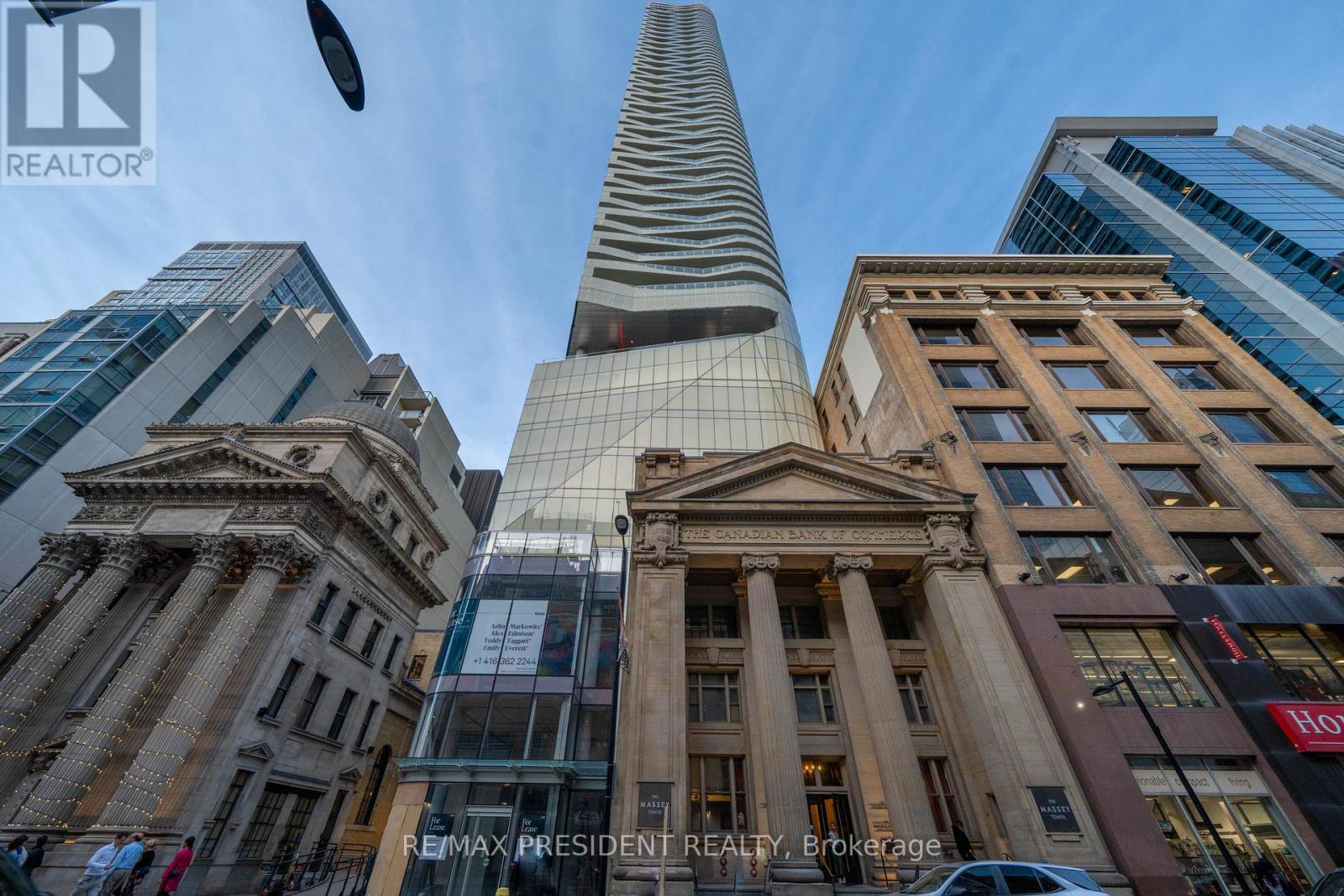 1310 - 197 Yonge Street, Toronto, Ontario  M5B 1M4 - Photo 10 - C12683984