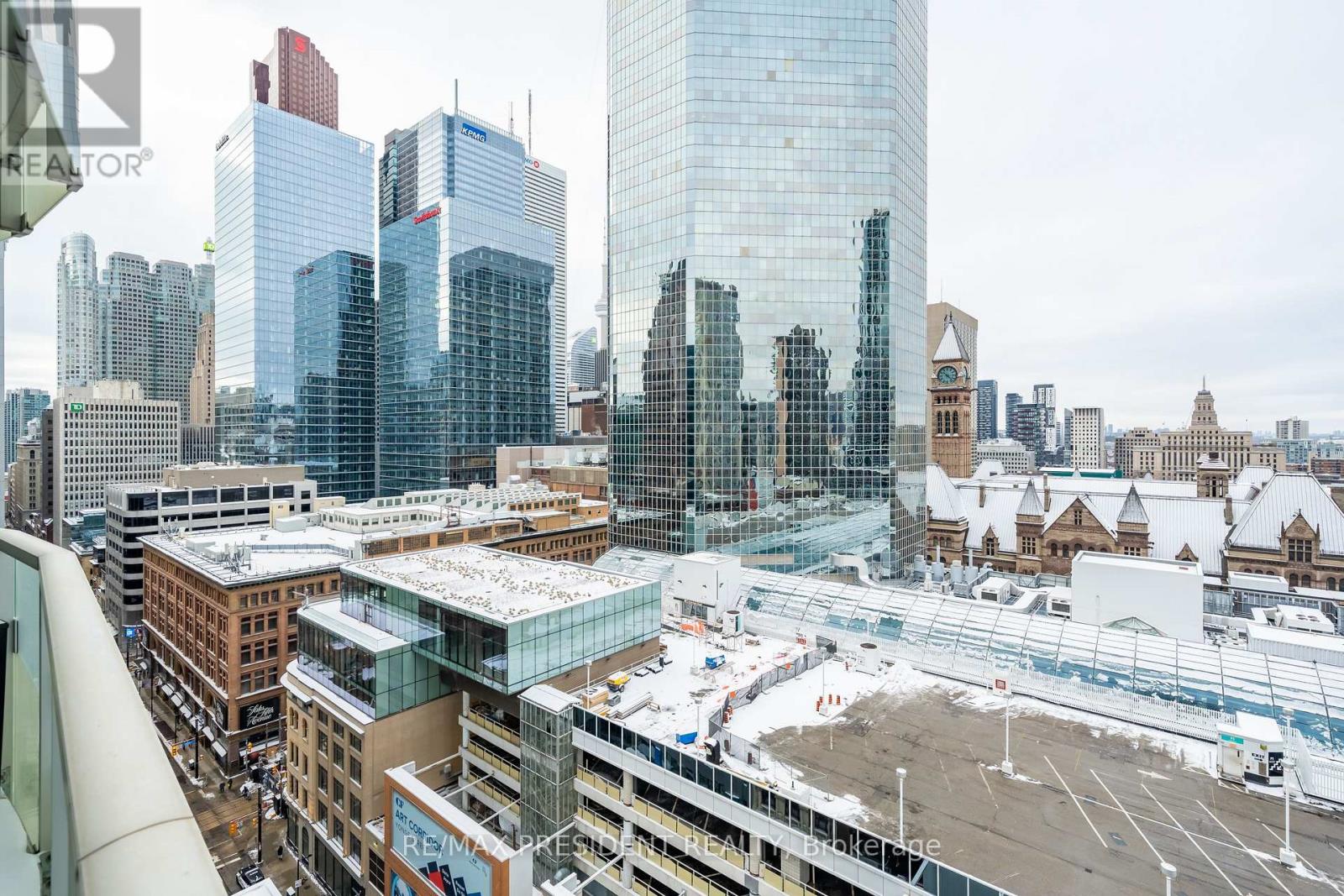 1310 - 197 Yonge Street, Toronto, Ontario  M5B 1M4 - Photo 15 - C12683984