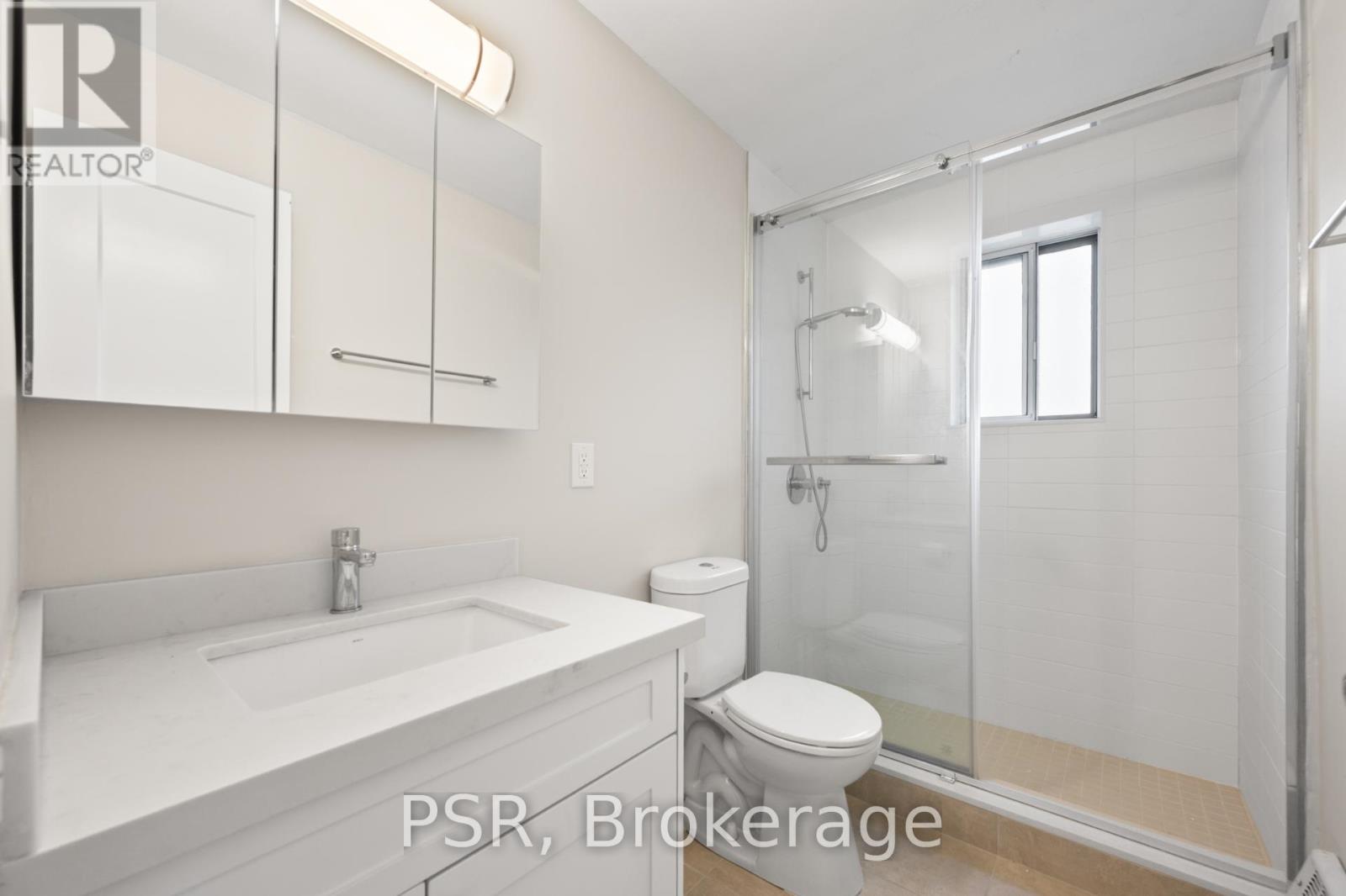 606 - 2300 Marine Drive, Oakville, Ontario  L6L 1C3 - Photo 10 - W12681416