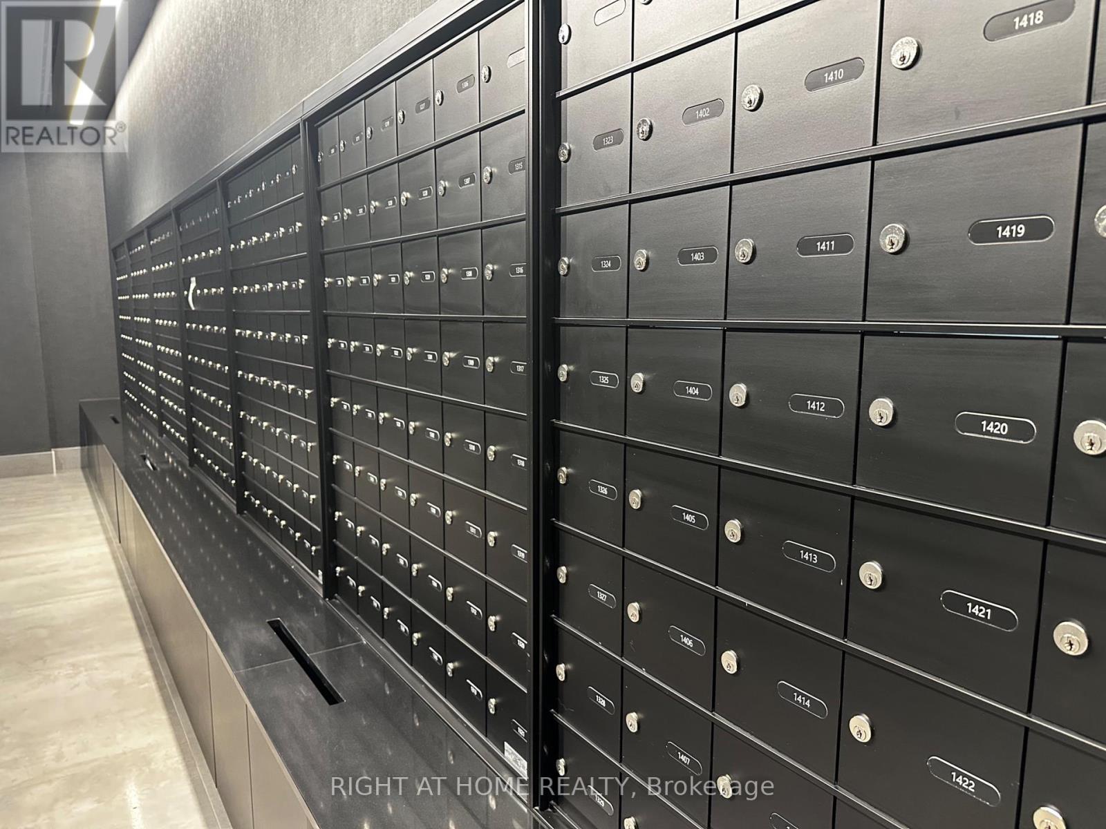 1326 - 8119 Birchmount Road, Markham, Ontario  L6G 0H6 - Photo 3 - N12683994