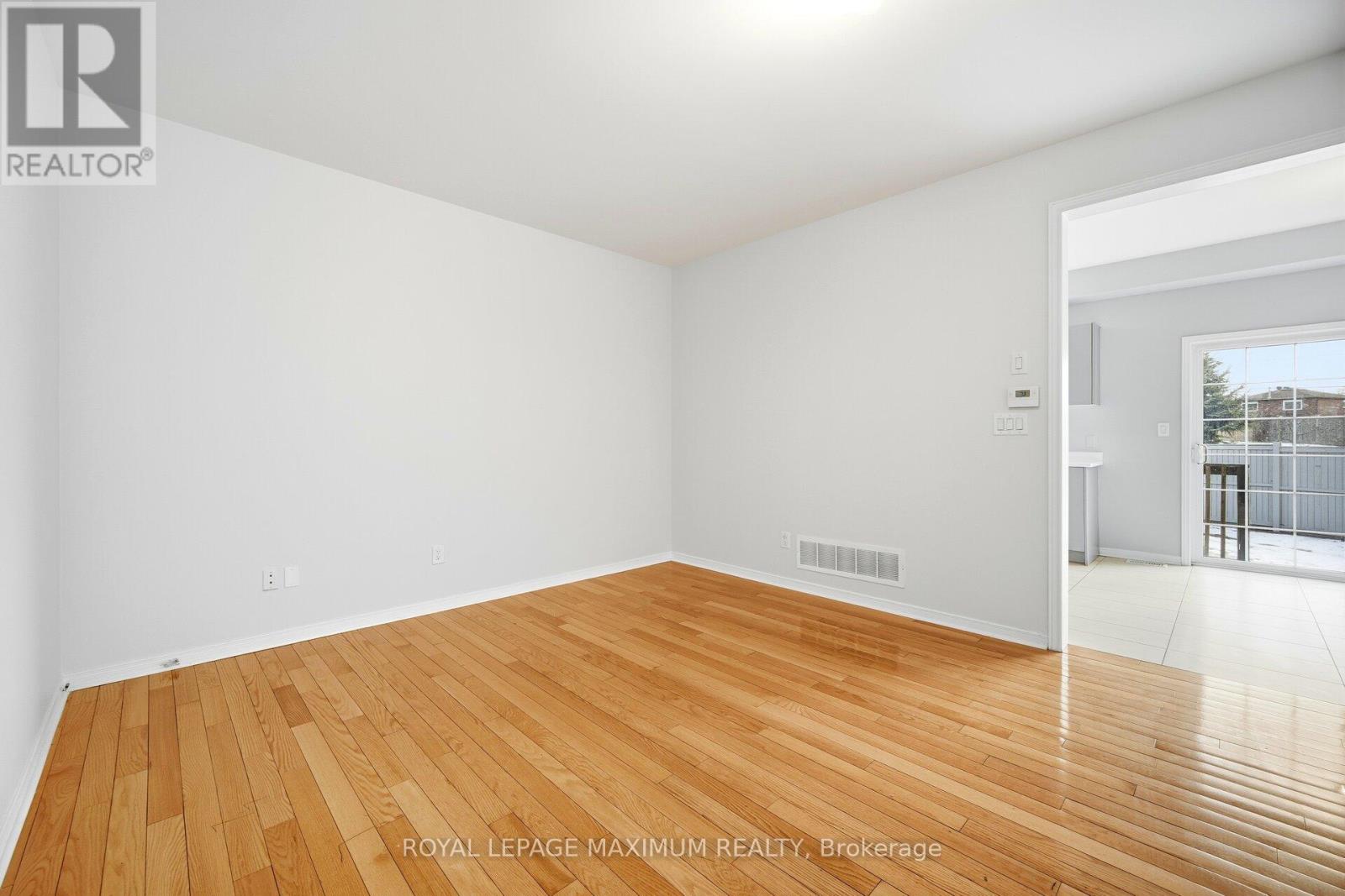 162 Gentile Circle, Vaughan, Ontario  L4H 1G4 - Photo 11 - N12684012