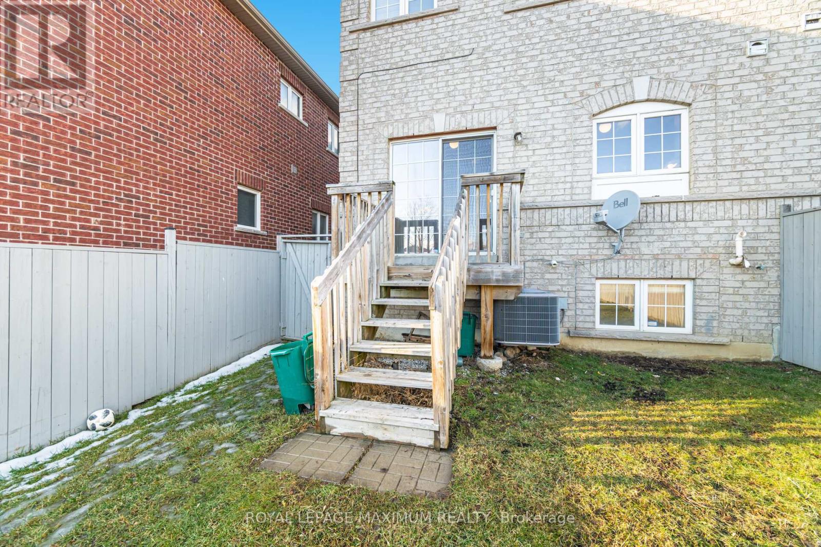 162 Gentile Circle, Vaughan, Ontario  L4H 1G4 - Photo 39 - N12684012