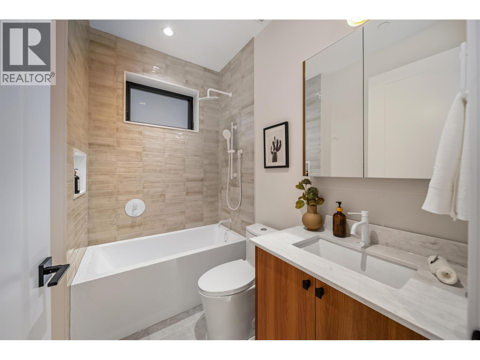 1 1841 Parker Street, Vancouver, British Columbia  V5L 2L1 - Photo 15 - R3076864