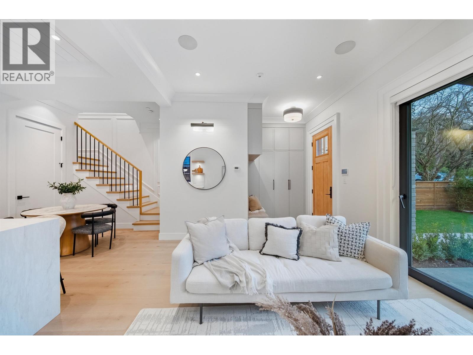 1 1841 Parker Street, Vancouver, British Columbia  V5L 2L1 - Photo 11 - R3076864