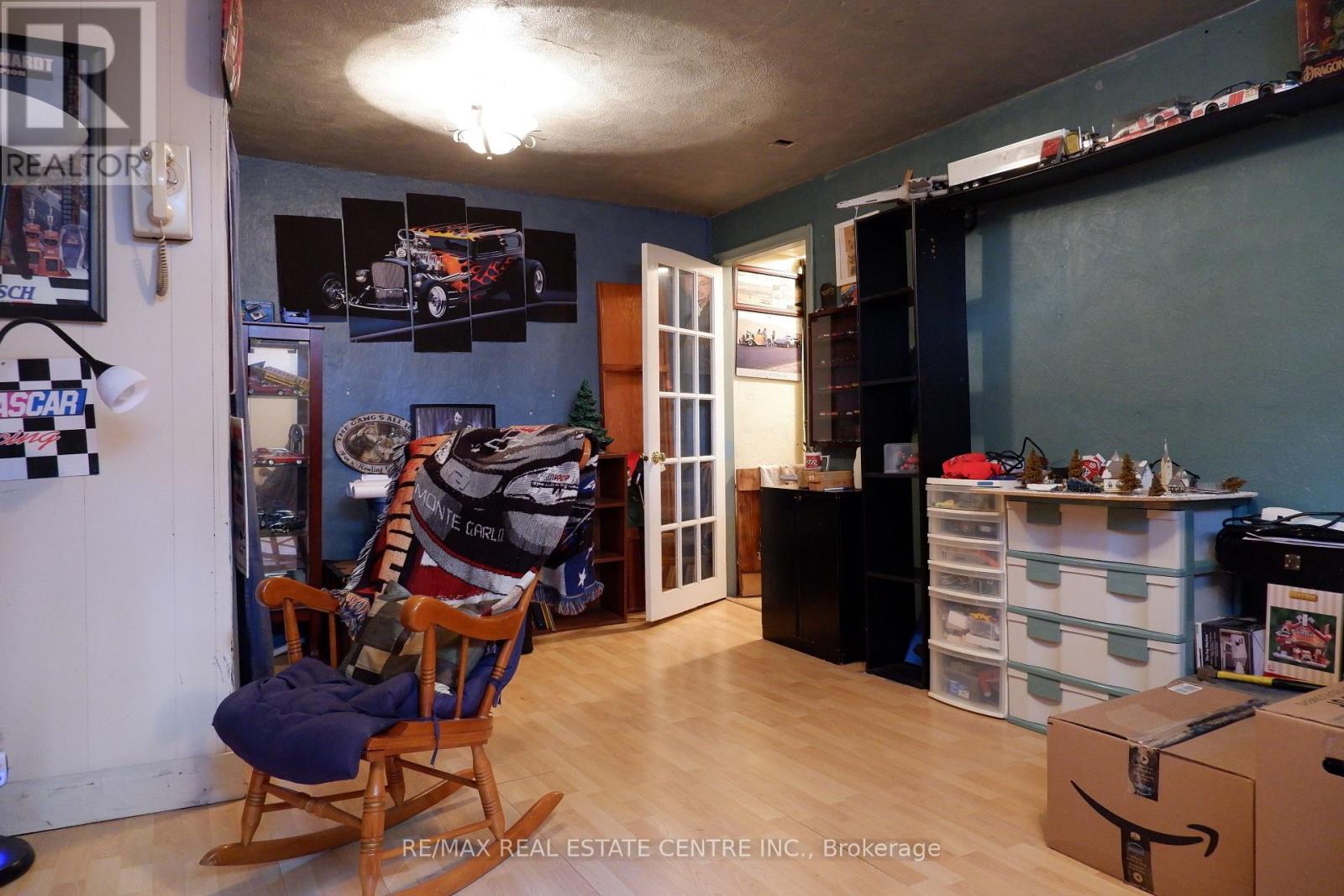 61 Cook Street, Halton Hills, Ontario  L7J 1Z5 - Photo 17 - W12684004