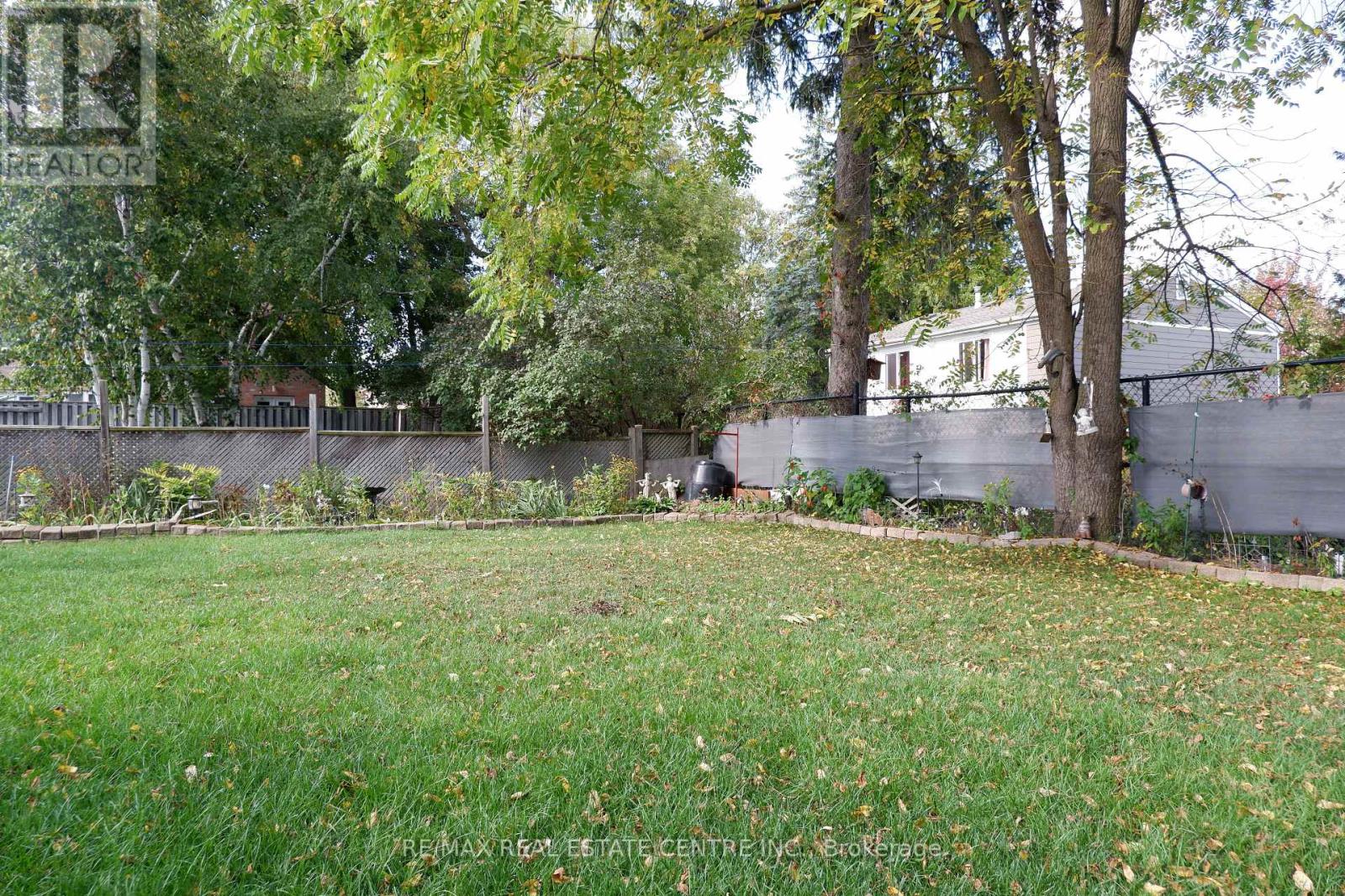 61 Cook Street, Halton Hills, Ontario  L7J 1Z5 - Photo 26 - W12684004