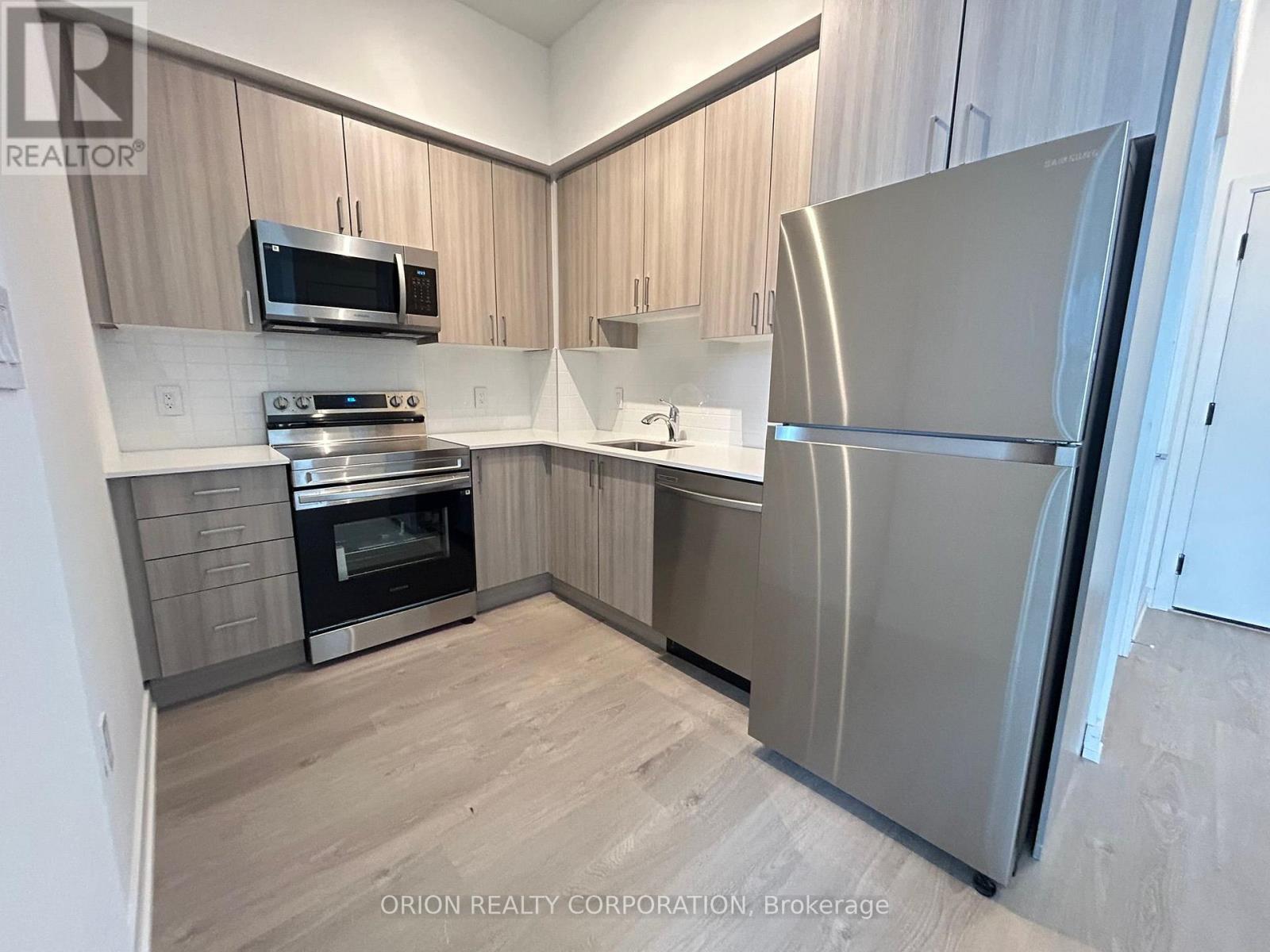 109 - 556 Marlee Avenue, Toronto, Ontario  M6B 0B1 - Photo 2 - W12684006