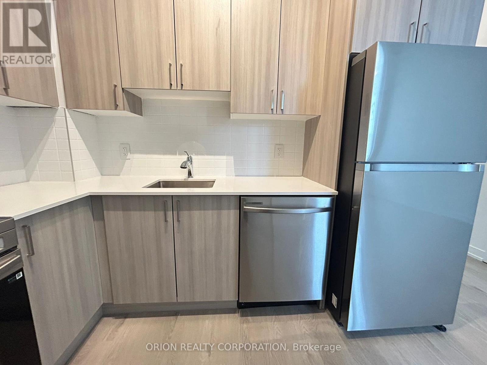 109 - 556 Marlee Avenue, Toronto, Ontario  M6B 0B1 - Photo 3 - W12684006