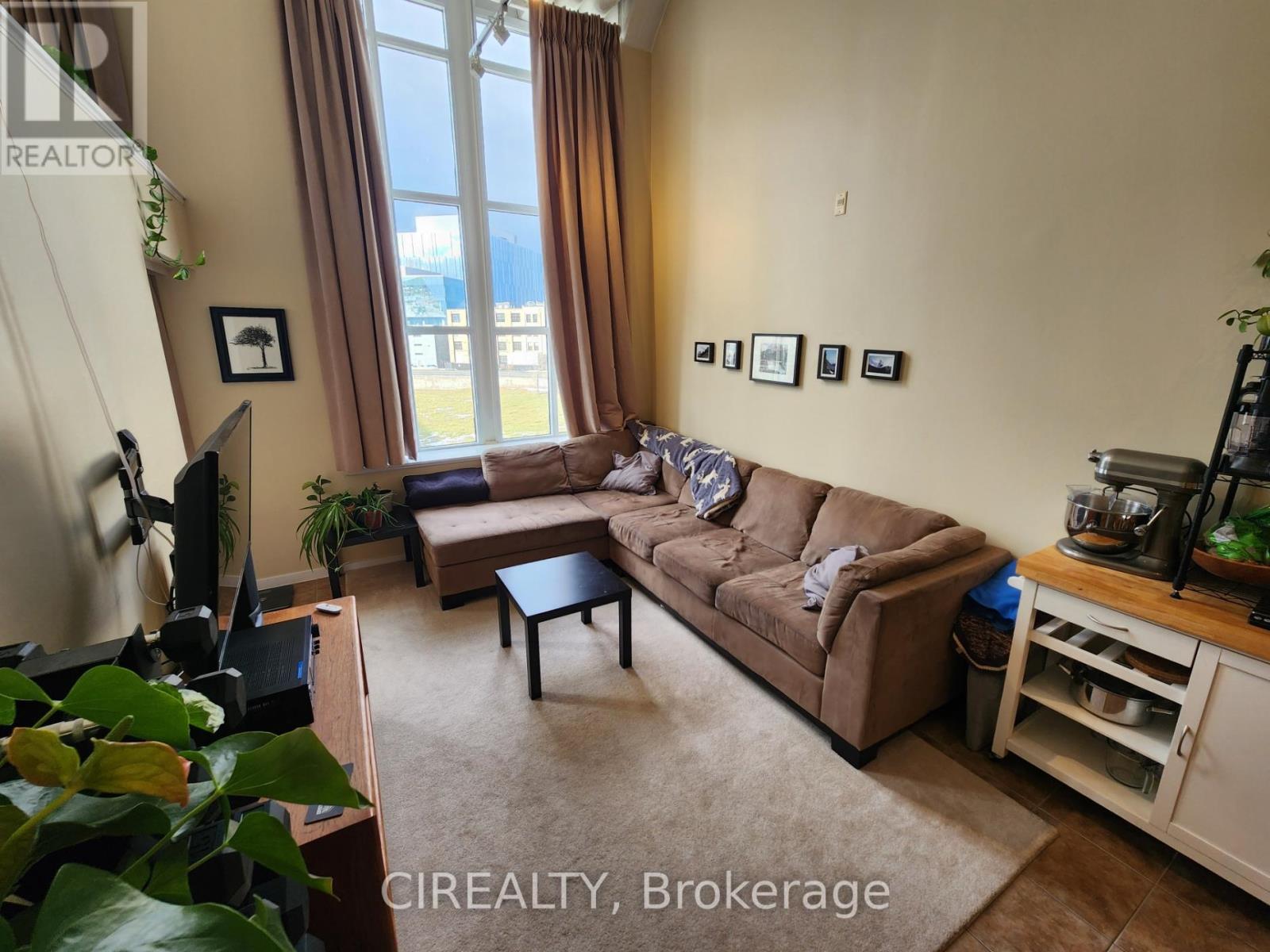 424 - 410 King Street W, Kitchener, Ontario  N2G 1C3 - Photo 10 - X12684002