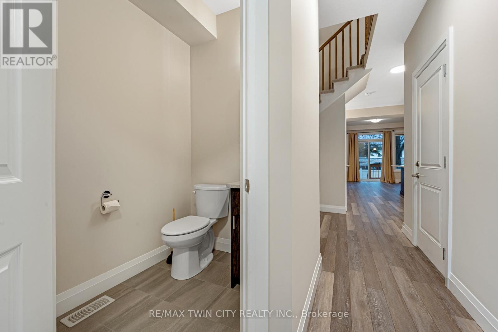 24 - 143 Elgin Street N, Cambridge, Ontario  N1R 5H6 - Photo 13 - X12684008