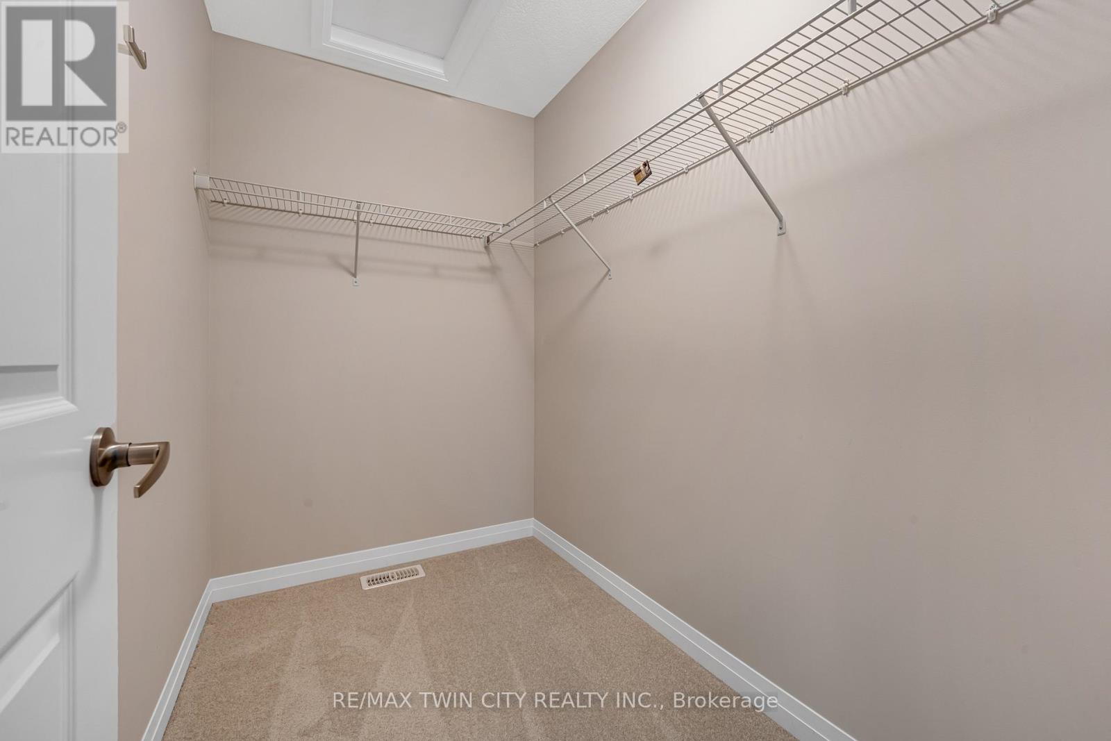 24 - 143 Elgin Street N, Cambridge, Ontario  N1R 5H6 - Photo 19 - X12684008