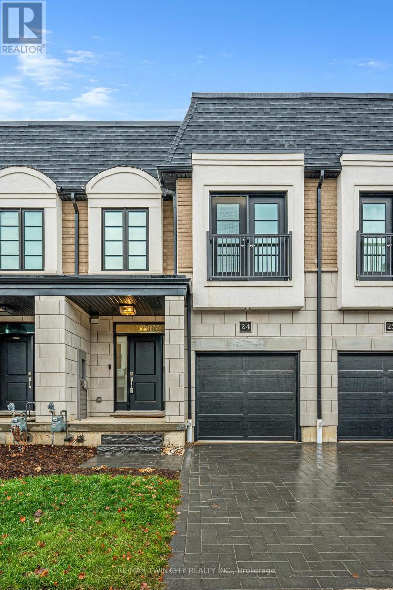 24 - 143 Elgin Street N, Cambridge, Ontario  N1R 5H6 - Photo 2 - X12684008