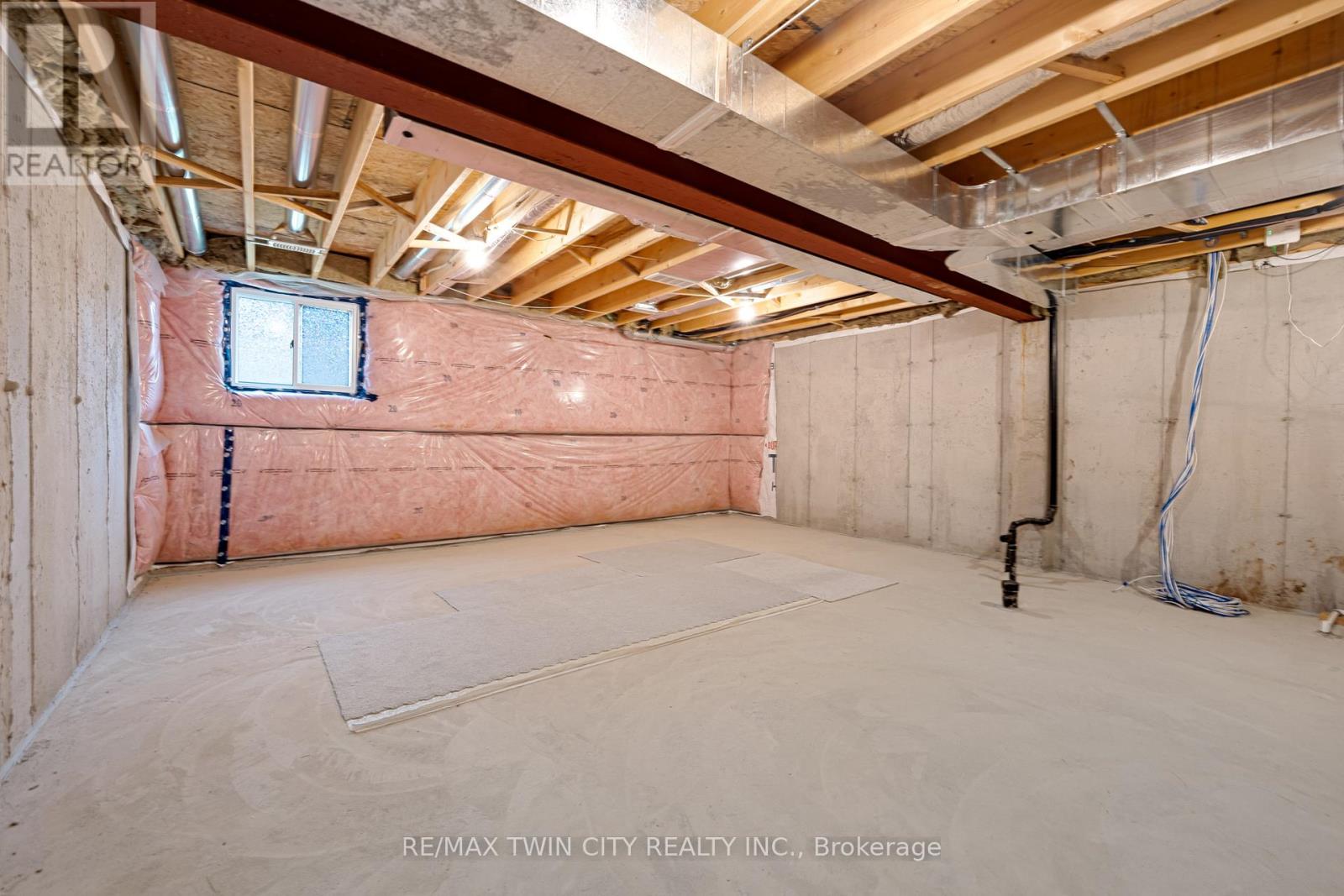 24 - 143 Elgin Street N, Cambridge, Ontario  N1R 5H6 - Photo 24 - X12684008