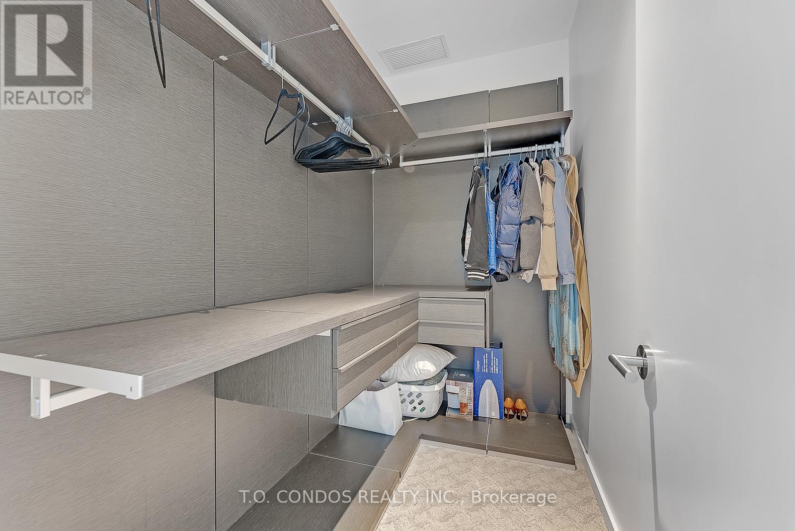 5807 - 180 University Avenue, Toronto, Ontario  M5H 0A2 - Photo 25 - C12683988