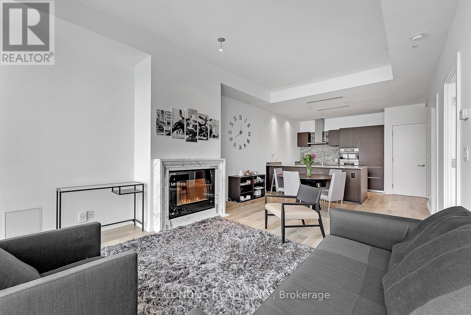 5807 - 180 University Avenue, Toronto, Ontario  M5H 0A2 - Photo 17 - C12683988