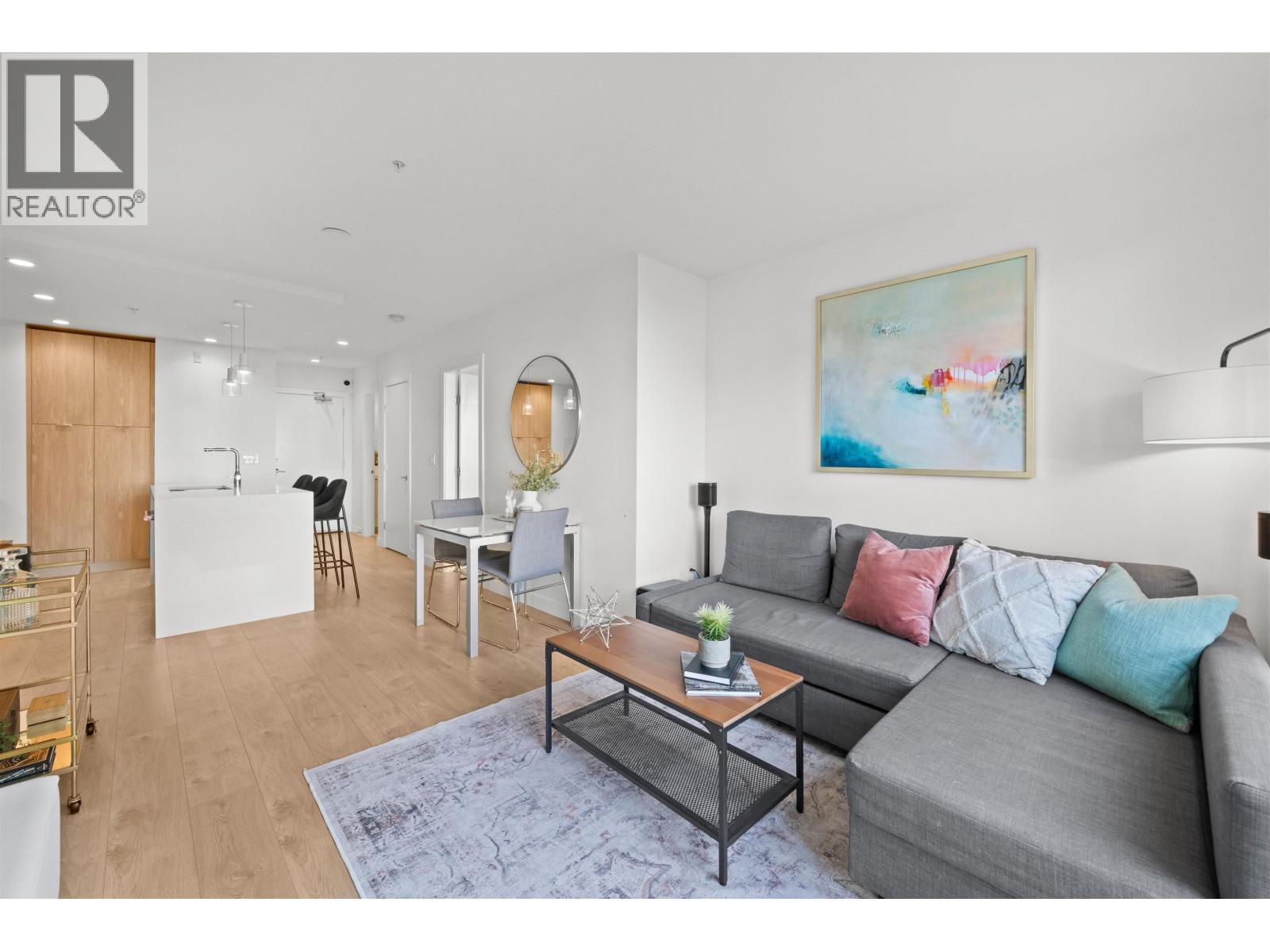 304 108 E 8th Street, North Vancouver, British Columbia  V7L 0H1 - Photo 11 - R3076062