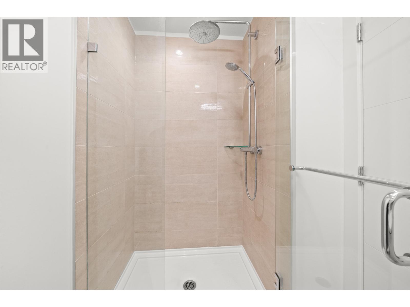 304 108 E 8th Street, North Vancouver, British Columbia  V7L 0H1 - Photo 23 - R3076062