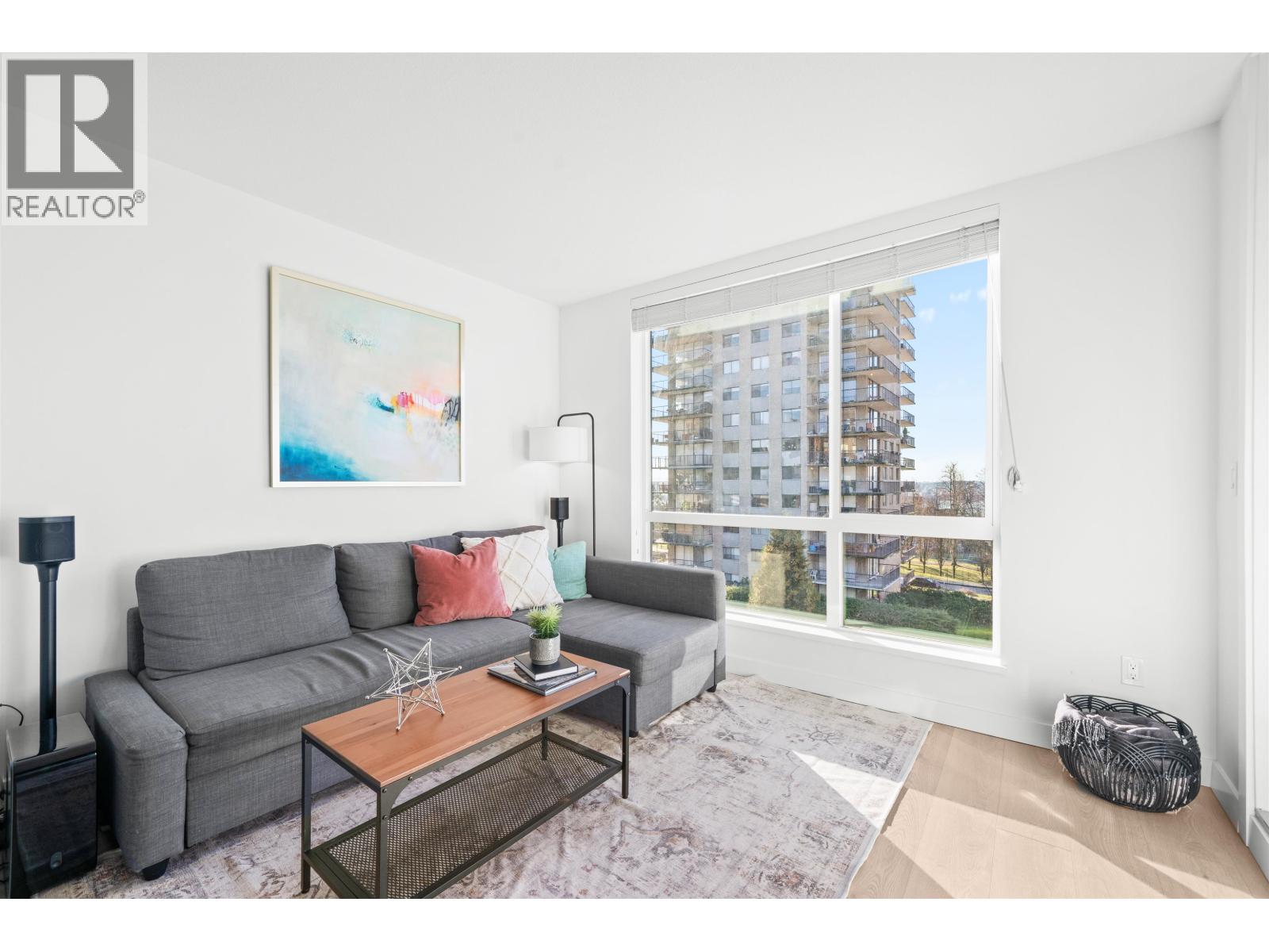 304 108 E 8th Street, North Vancouver, British Columbia  V7L 0H1 - Photo 8 - R3076062