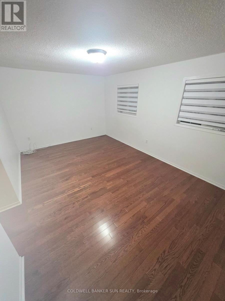 39 Rotunda Street, Brampton, Ontario  L6X 5E5 - Photo 15 - W12678642