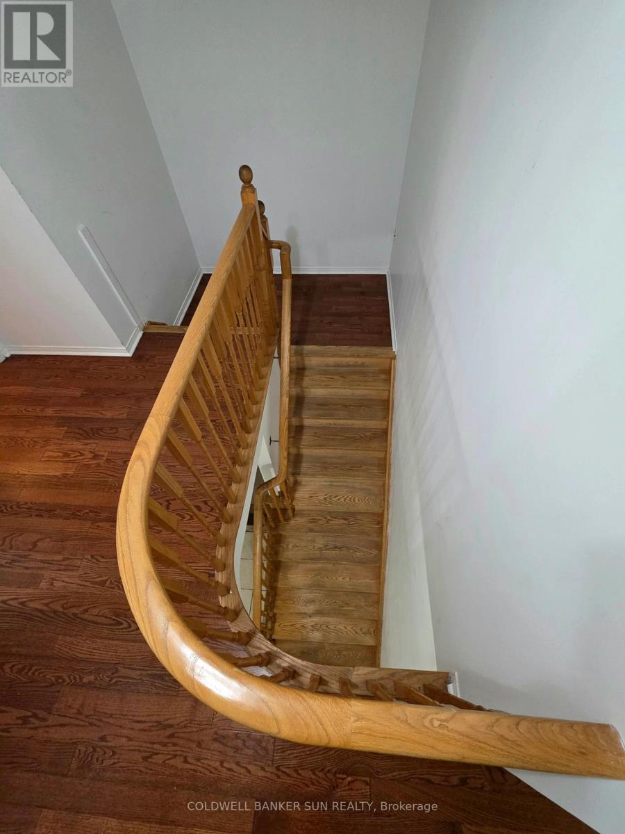 39 Rotunda Street, Brampton, Ontario  L6X 5E5 - Photo 8 - W12678642