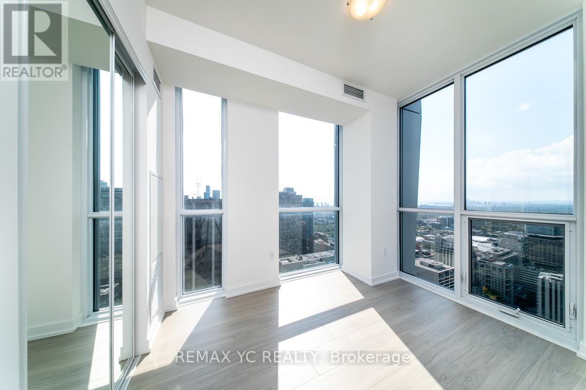 4702 - 1 Yorkville Avenue, Toronto, Ontario  M4W 0B1 - Photo 6 - C12684026