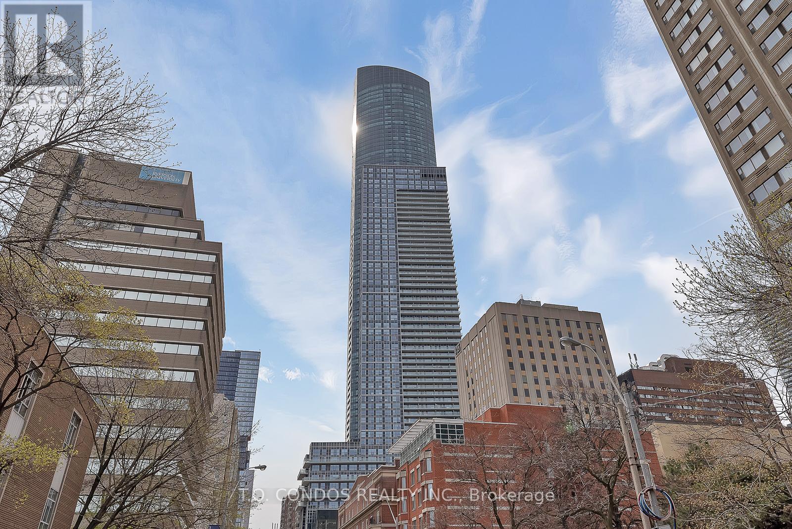 3808 - 386 Yonge Street, Toronto, Ontario  M5B 0A5 - Photo 1 - C12684038