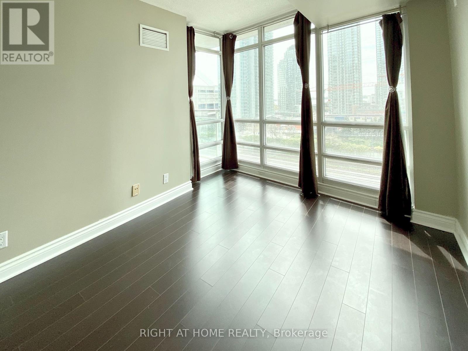 912 - 397 Front Street W, Toronto, Ontario  M5V 3S1 - Photo 6 - C12684058