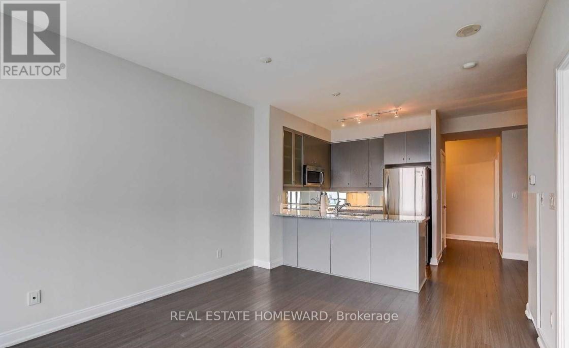 2801 - 18 Yorkville Avenue, Toronto, Ontario  M4W 3Y8 - Photo 2 - C12684078