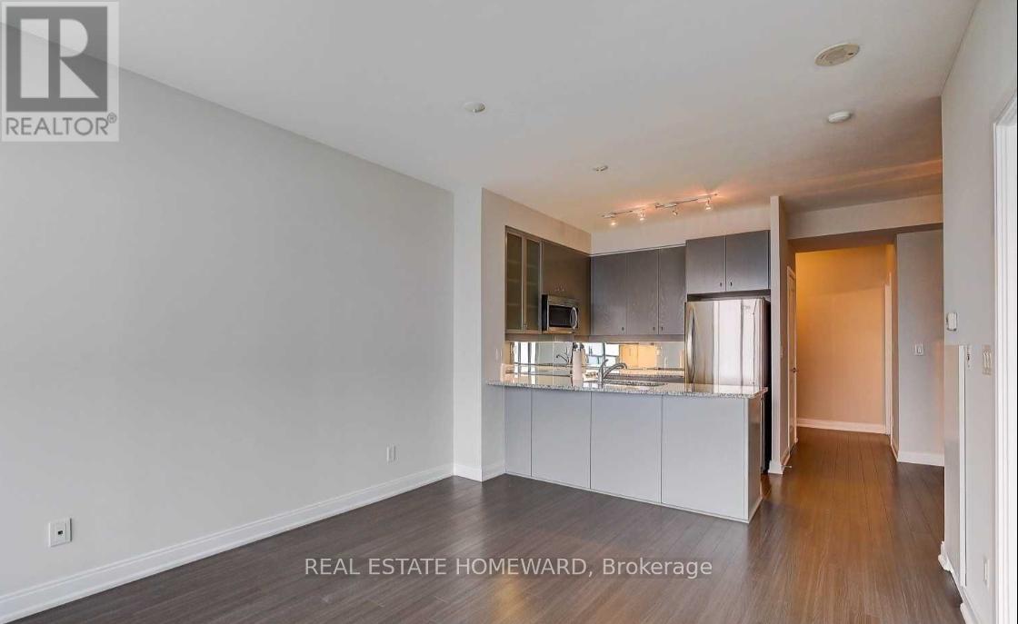 2801 - 18 Yorkville Avenue, Toronto, Ontario  M4W 3Y8 - Photo 4 - C12684078