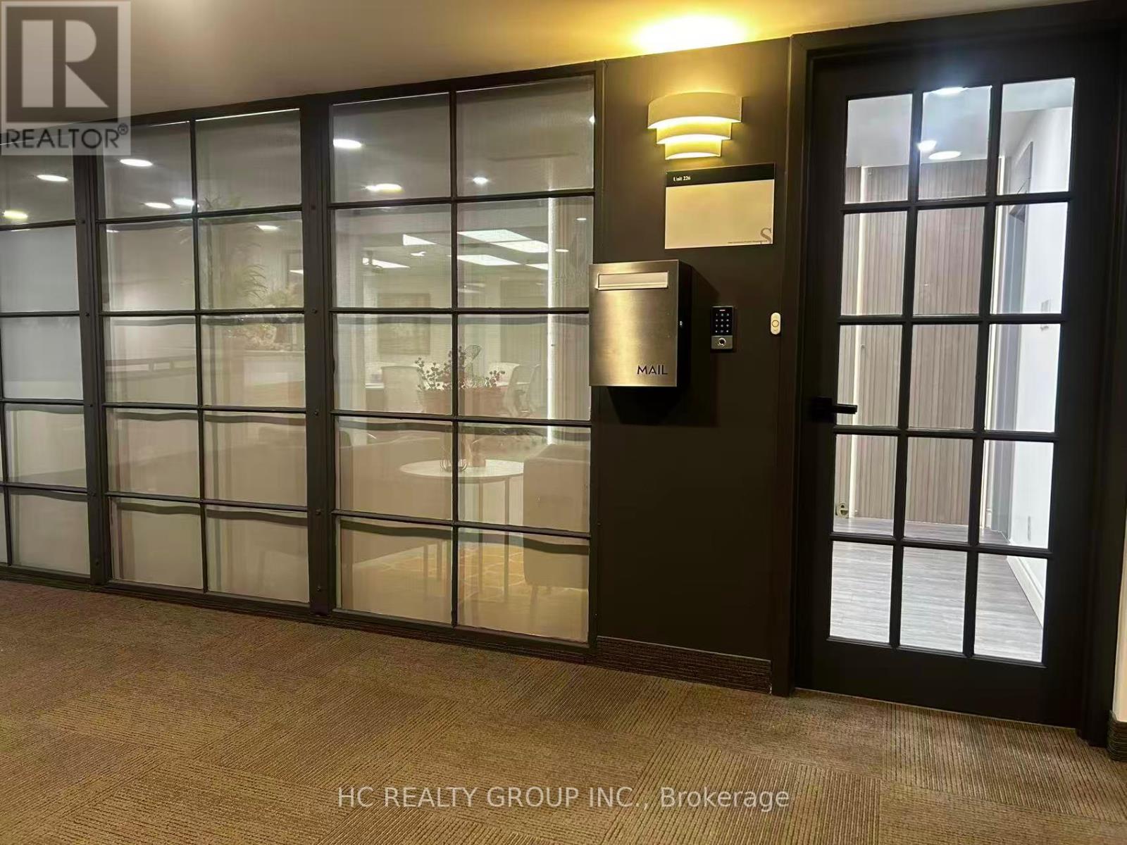 226 Room 7 - 7181 Woodbine Avenue, Markham, Ontario  L3R 1A3 - Photo 2 - N12684036