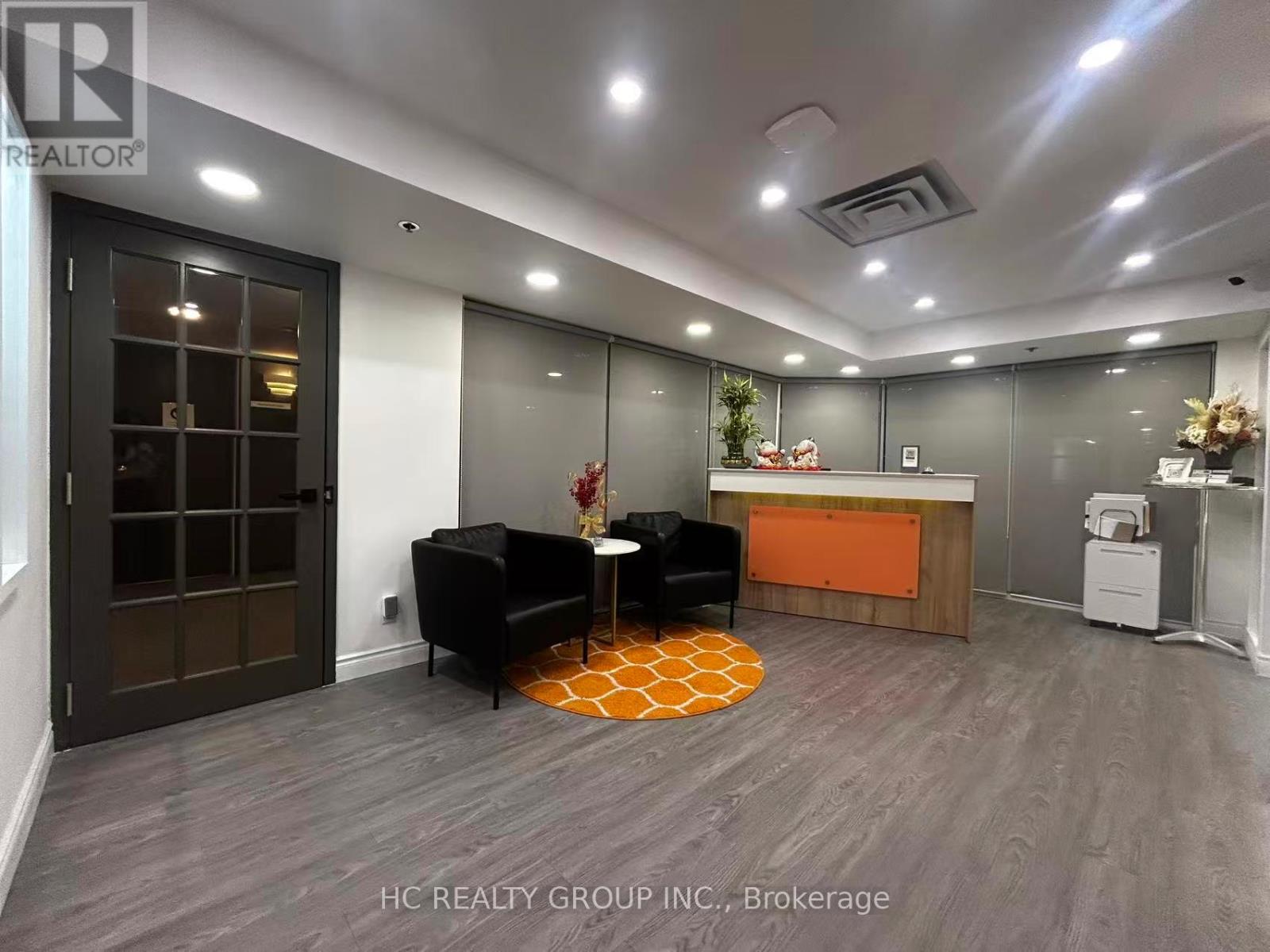 226 Room 7 - 7181 Woodbine Avenue, Markham, Ontario  L3R 1A3 - Photo 3 - N12684036