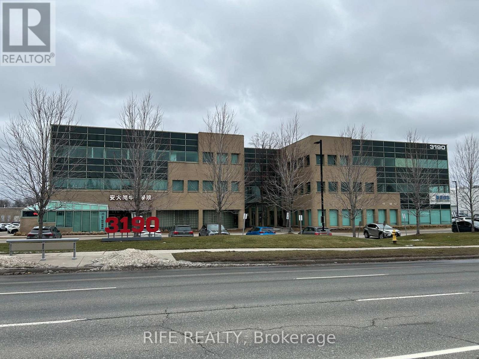 302 - 3190 Steeles Avenue E, Markham, Ontario  L3R 1G9 - Photo 1 - N12684066