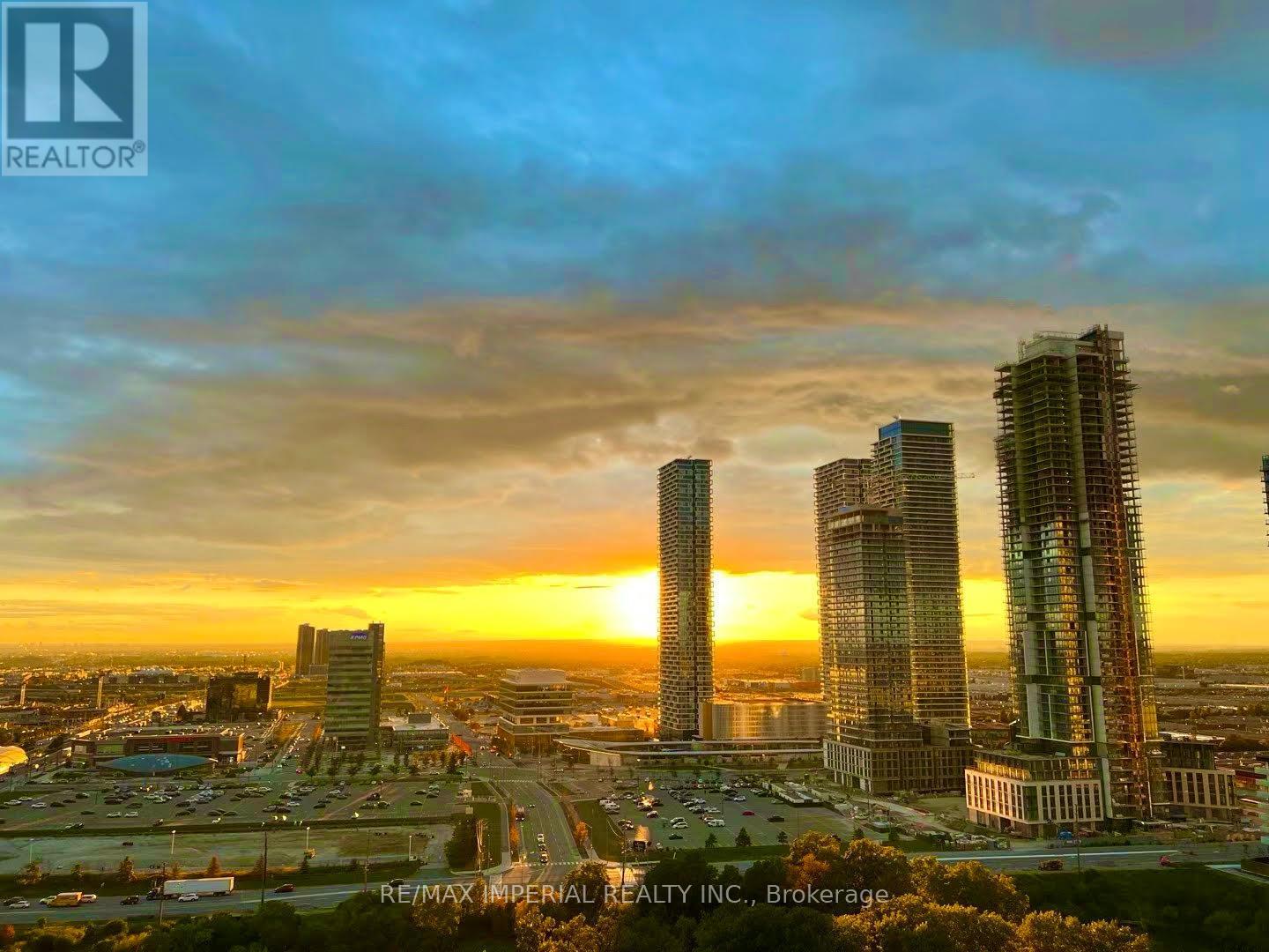 1904 - 2916 Highway 7 Road, Vaughan, Ontario  L4K 0H8 - Photo 2 - N12683672